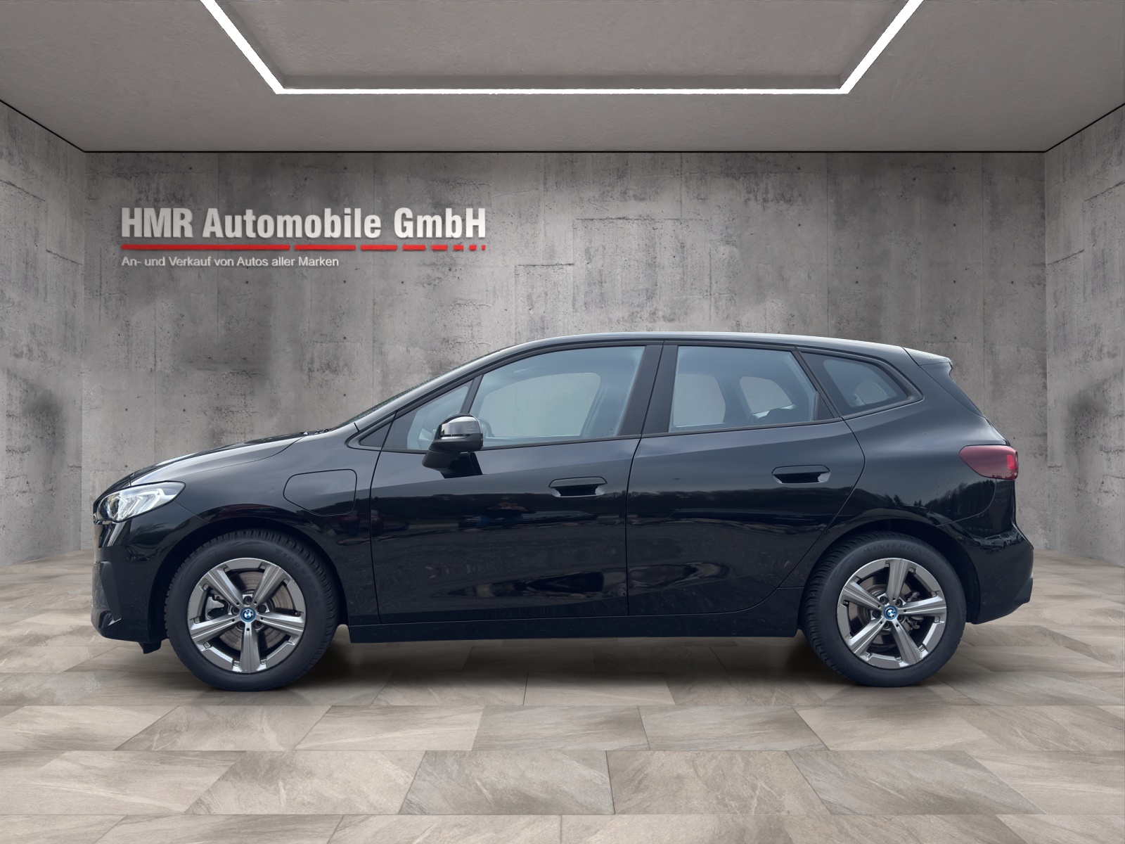 BMW 230e xDrive Active Tourer-image-6