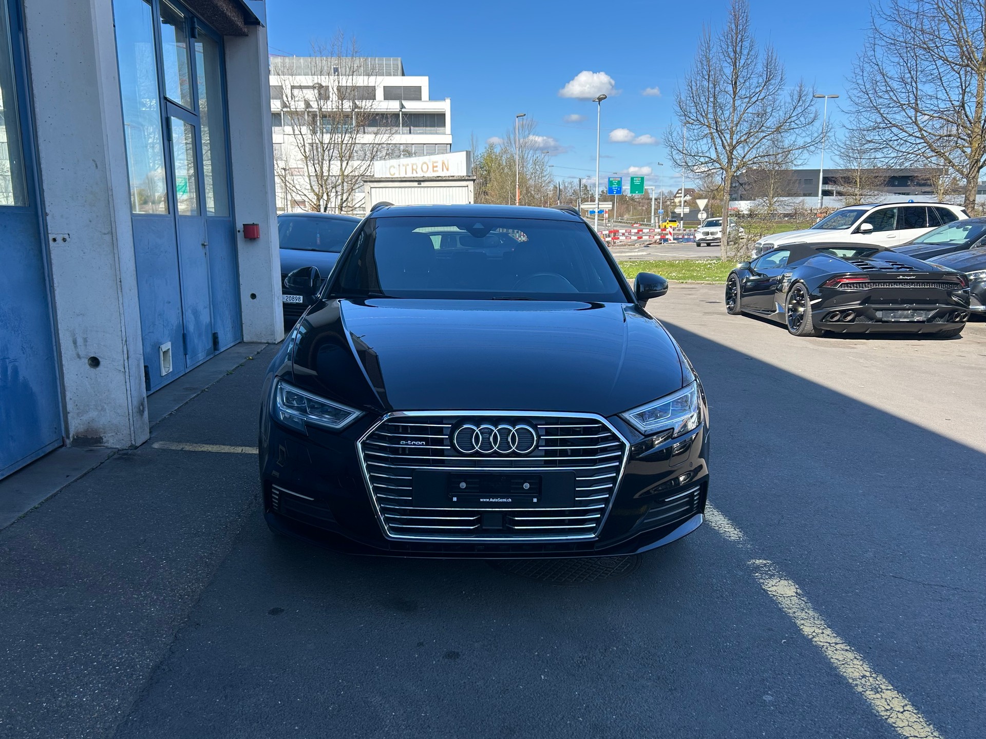 AUDI A3 Sportback 1.4 e-tron Sport S-tronic-showroom-element-1