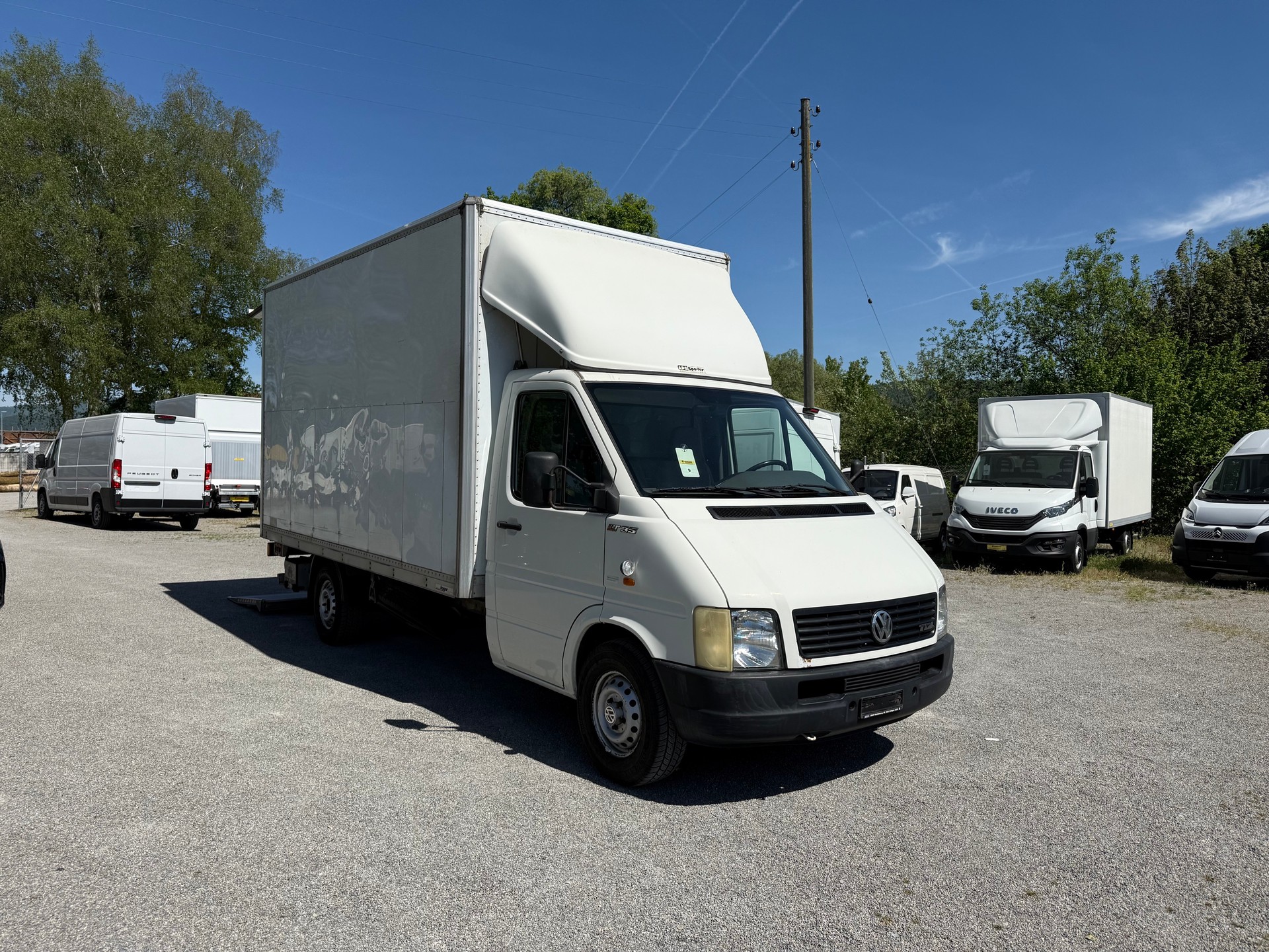 VW LT 35 2.5 TDI Koffer mit Hebebühne-image-1