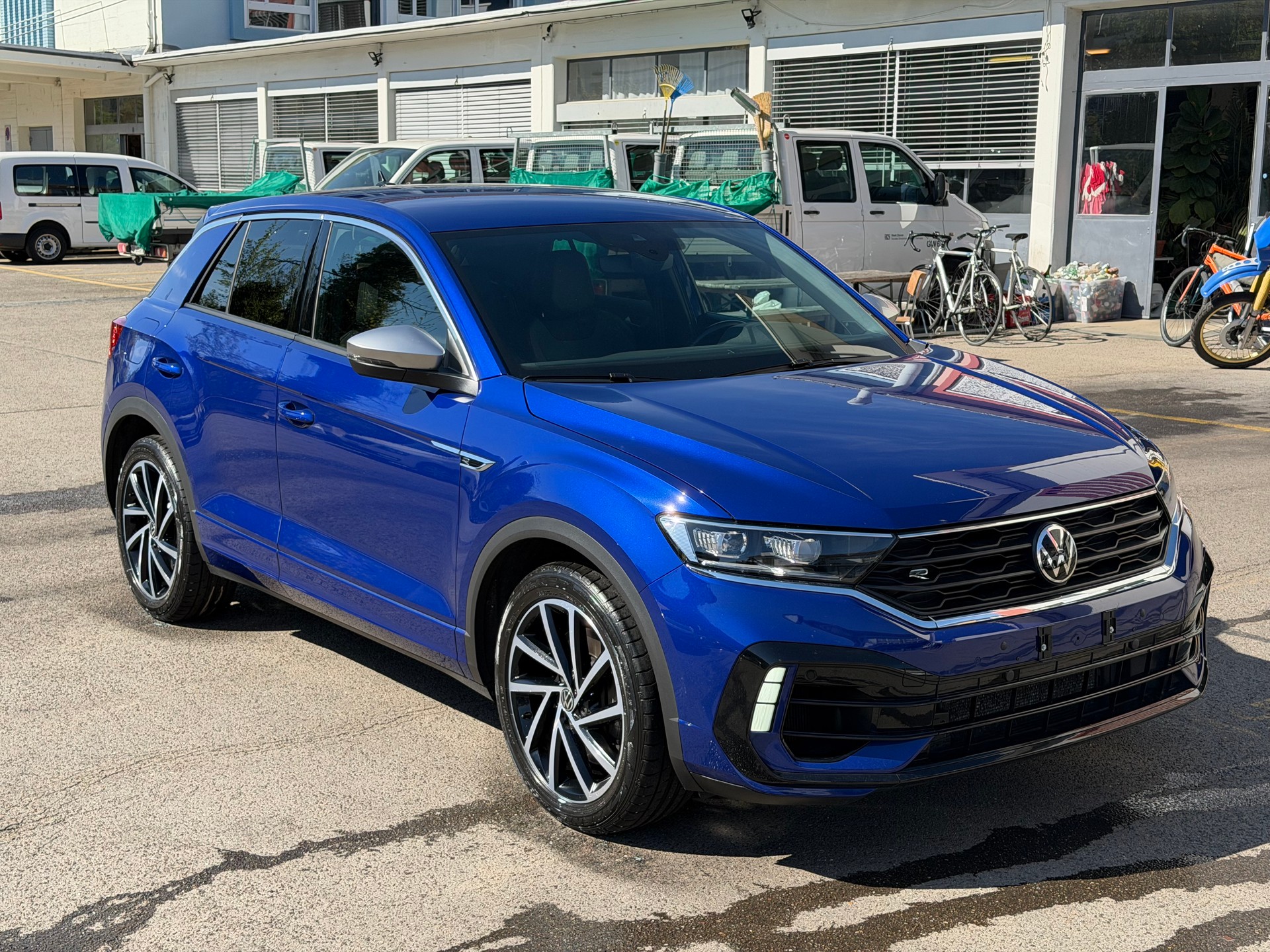 VW T-Roc 2.0 TSI R DSG 4Motion-image-6
