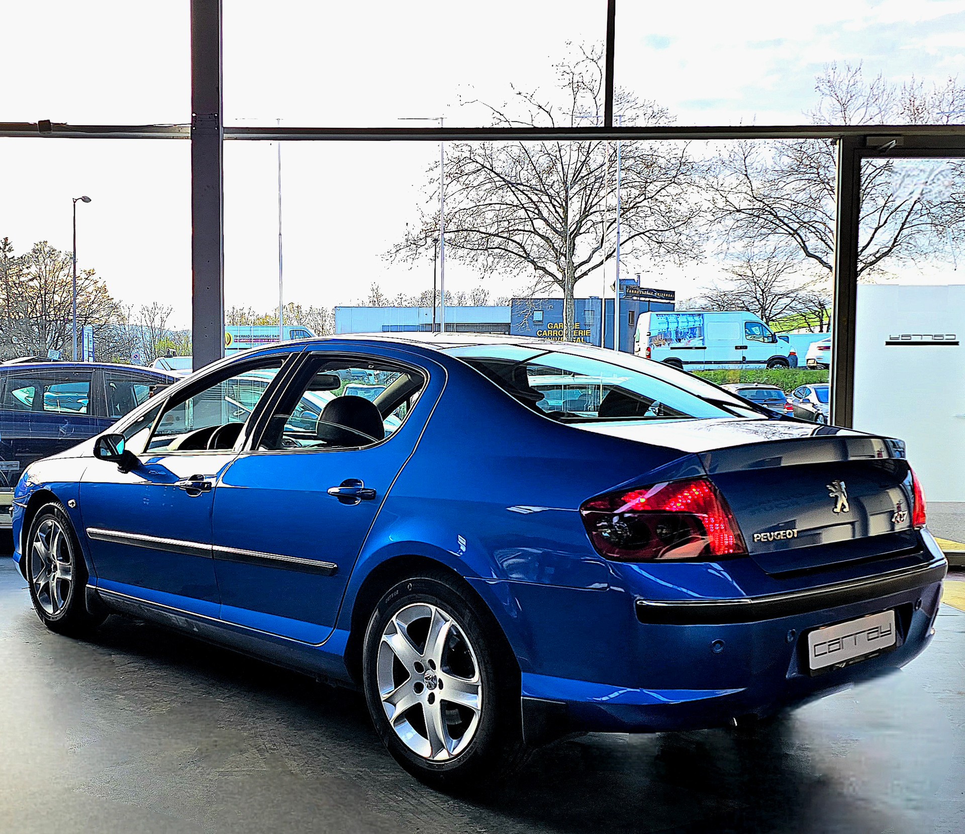 PEUGEOT 407 2.0 HDI SV Executive-image-4
