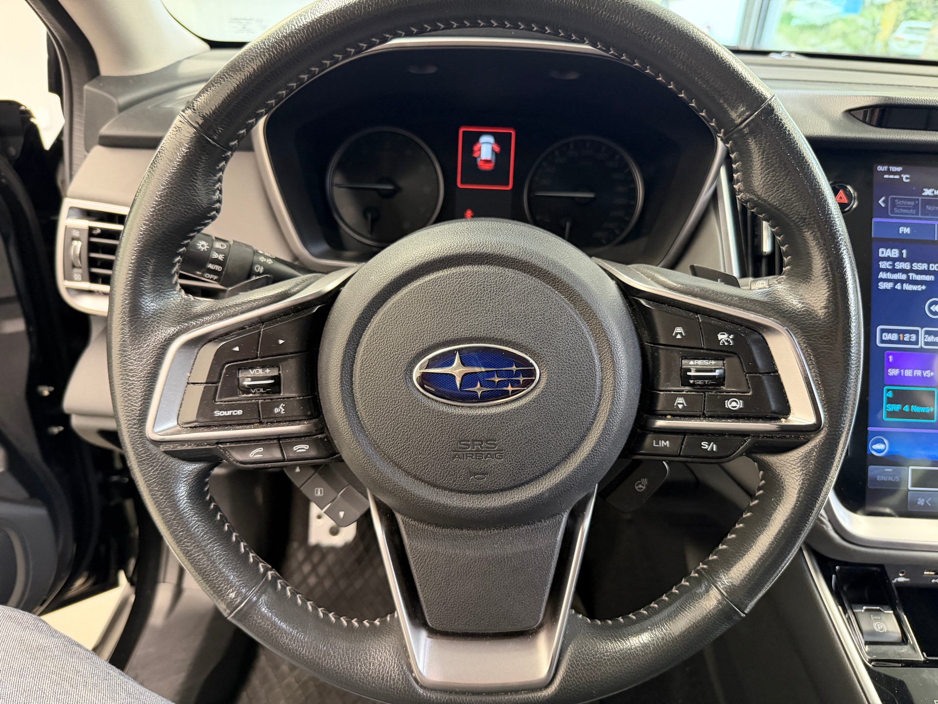 SUBARU Outback 2.5i Crossroad AWD Lineartronic-image-21
