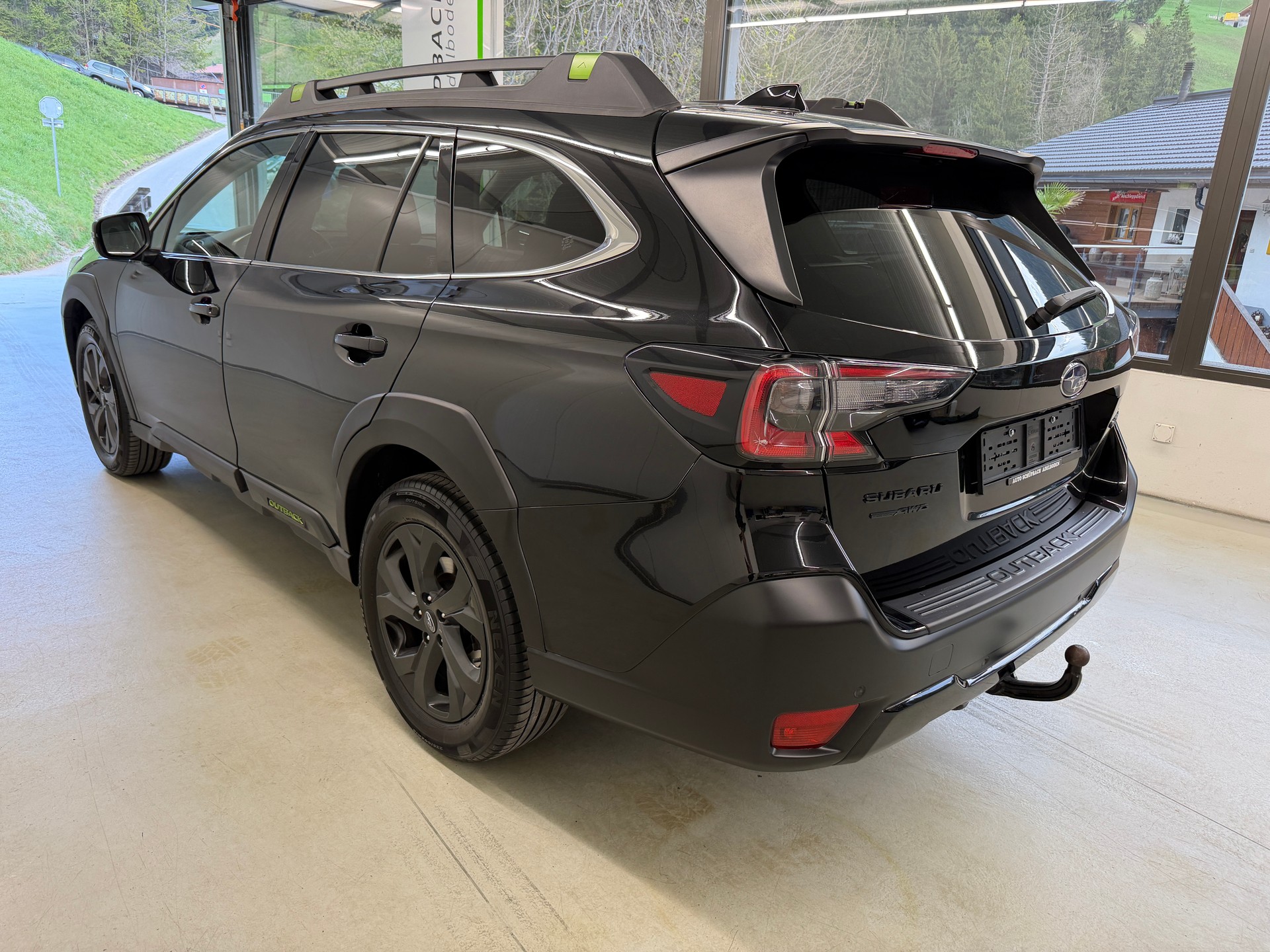 SUBARU Outback 2.5i Crossroad AWD Lineartronic-image-6