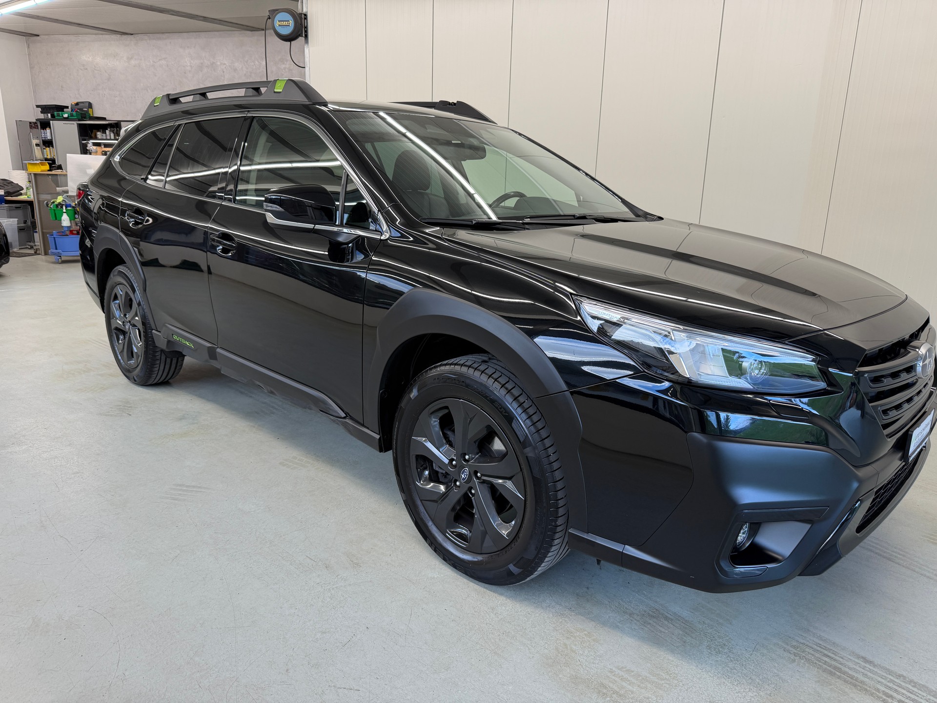 SUBARU Outback 2.5i Crossroad AWD Lineartronic-showroom-element-1