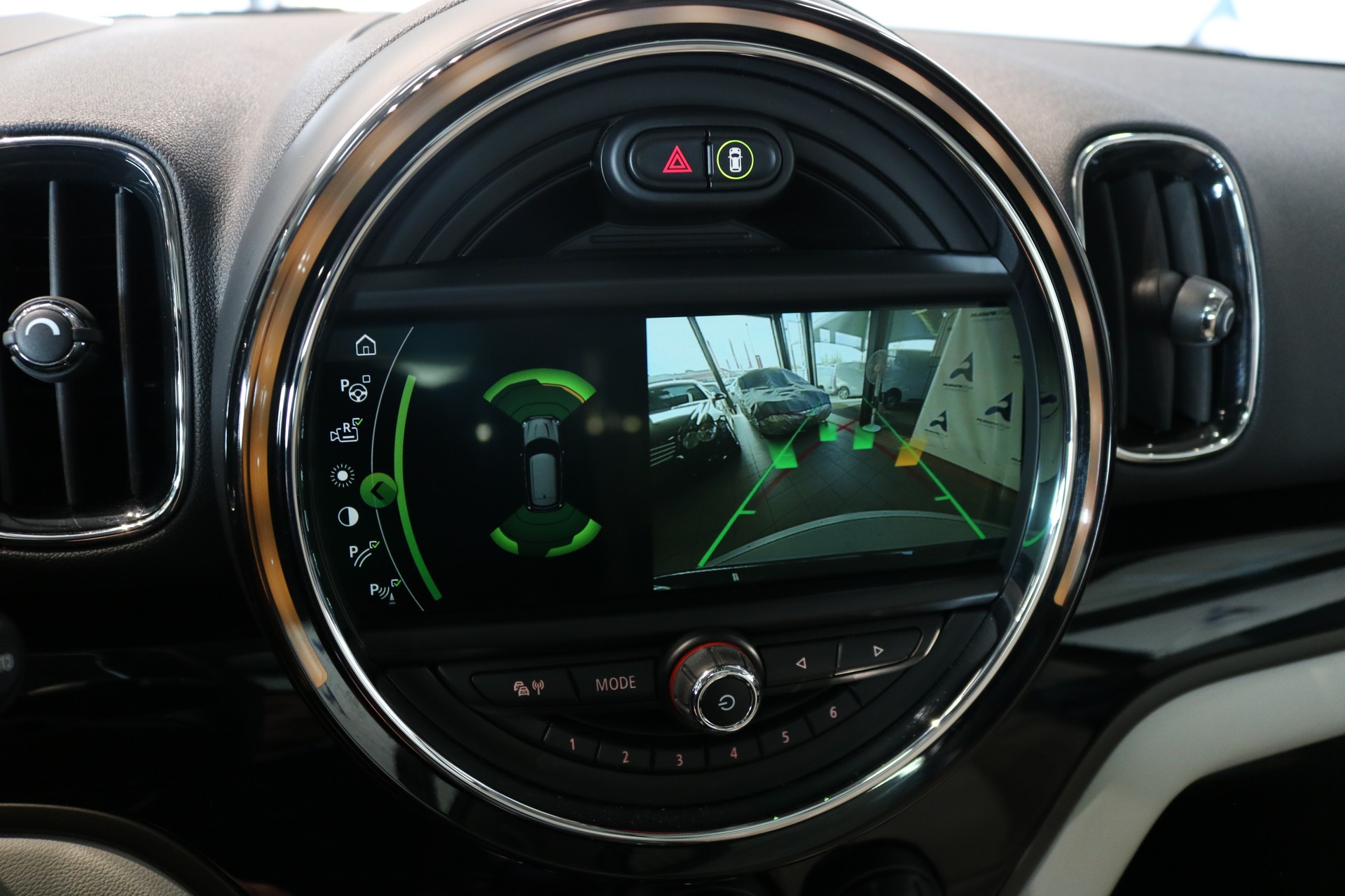 MINI Countryman Cooper S E ALL4 Steptronic-image-51