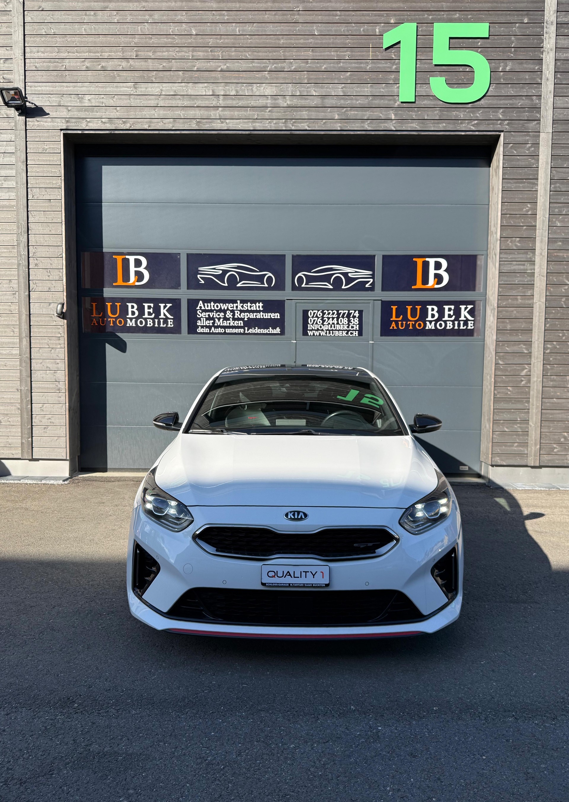 KIA ProCeed 1.6 T-GDi GT DCT-image-2