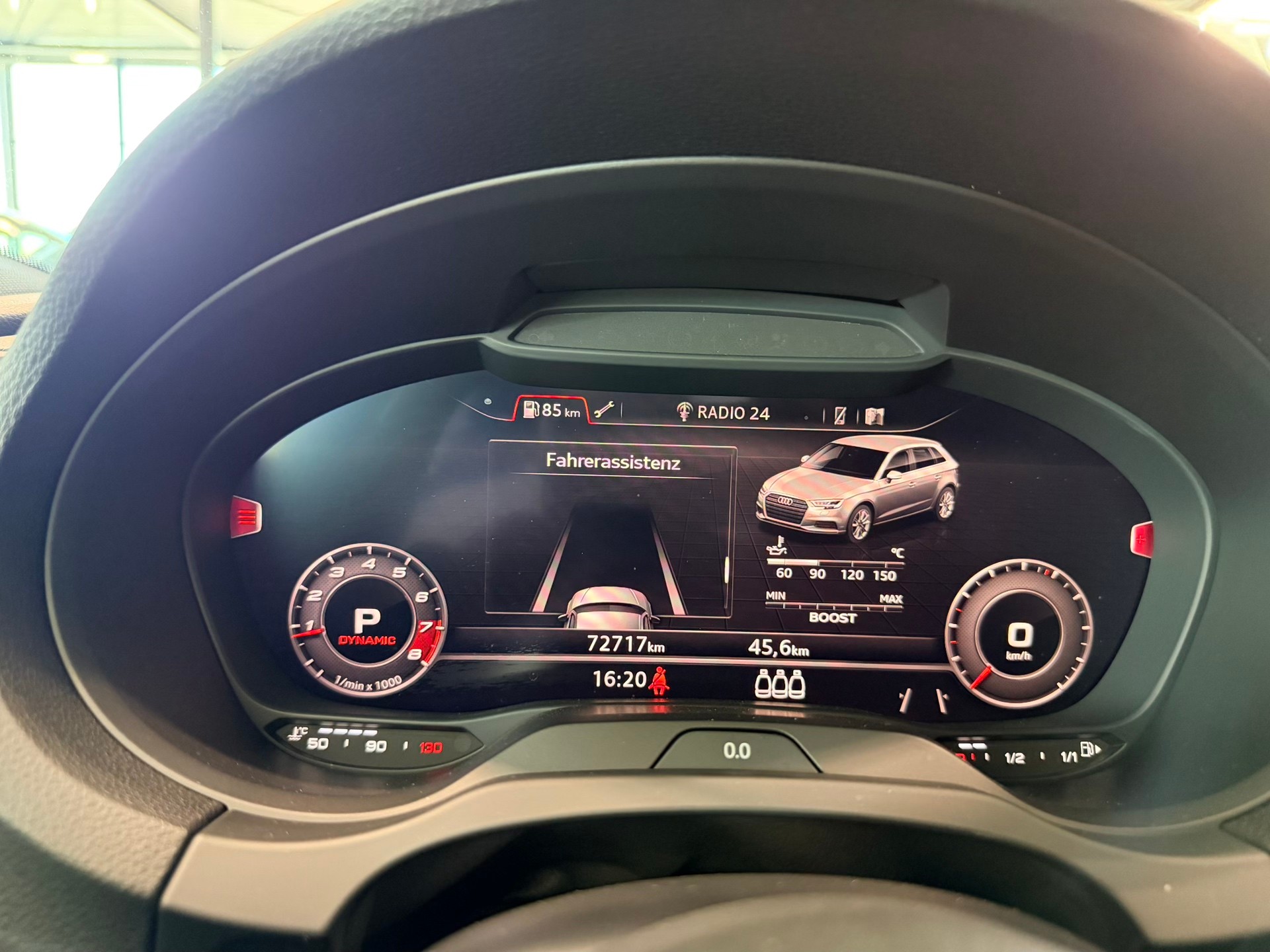 AUDI RS3 Sportback 2.5 TSI quattro S-tronic-image-29