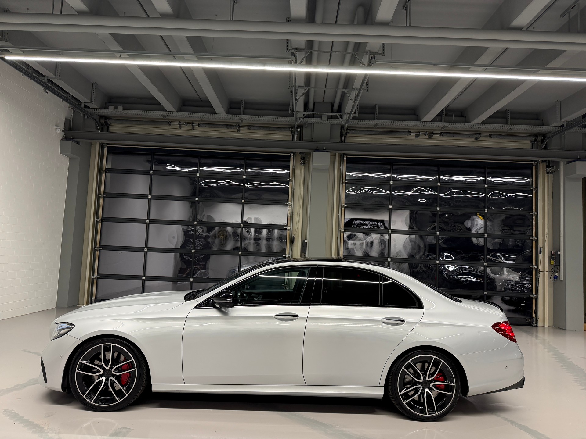 MERCEDES-BENZ E 53 AMG 4matic+-image-12