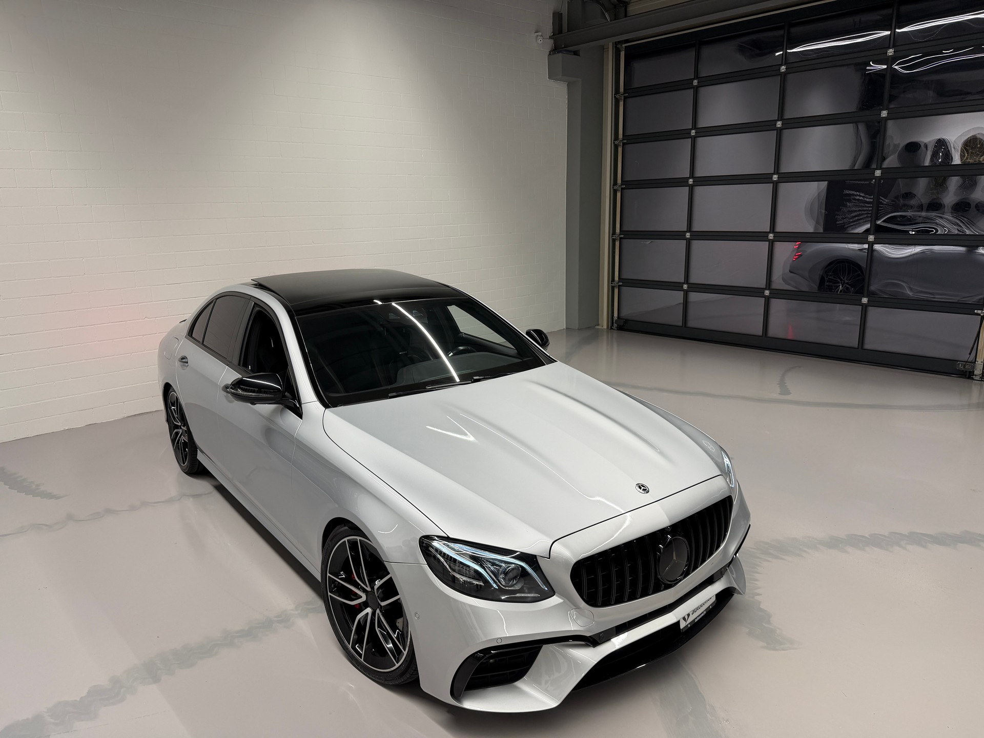 MERCEDES-BENZ E 53 AMG 4matic+-image-4