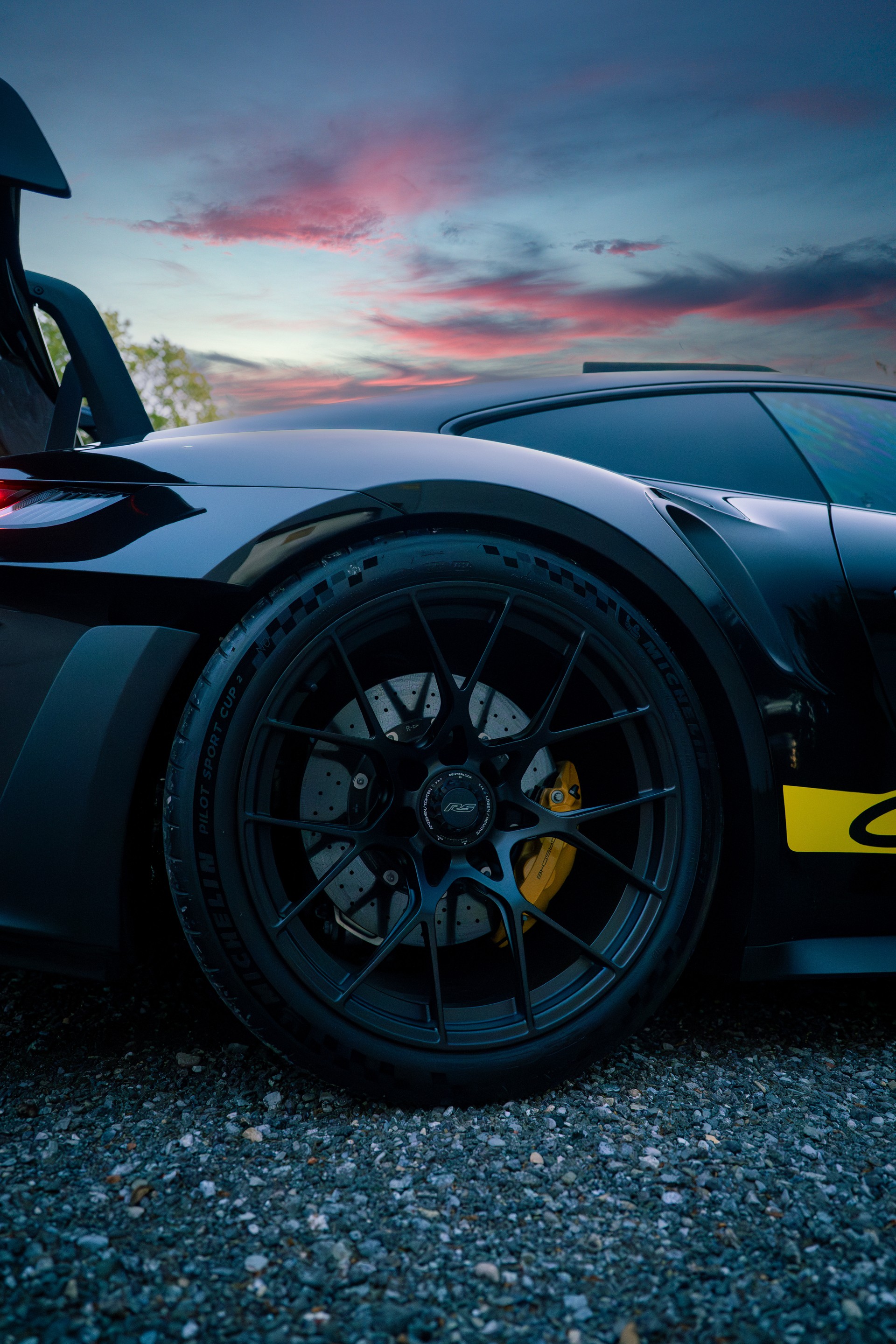 PORSCHE 911 GT3 RS-image-10