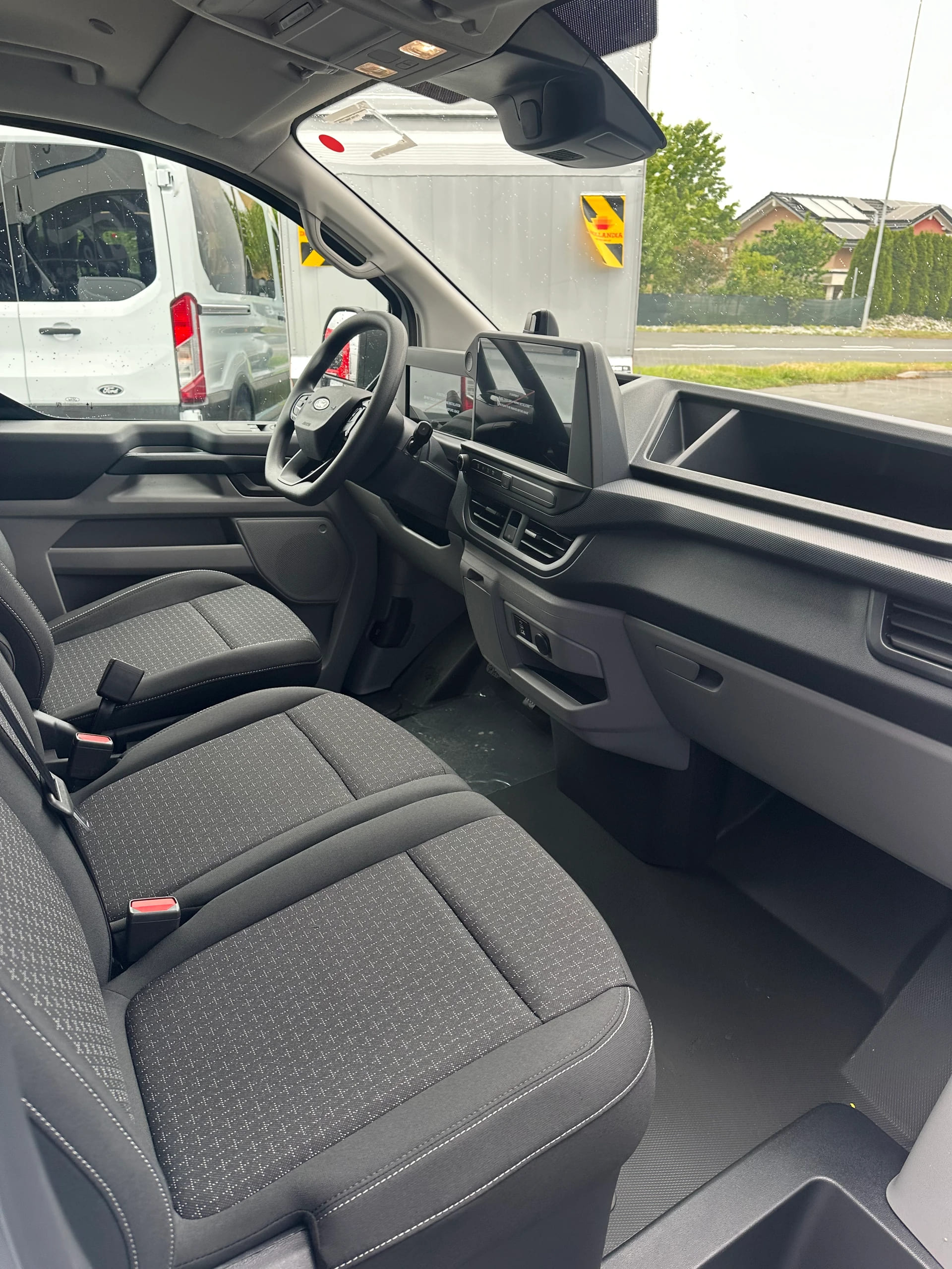 FORD Transit Custom Van 320 L2 2.0 EcoBl Trend/170CV/Aut.-image-11