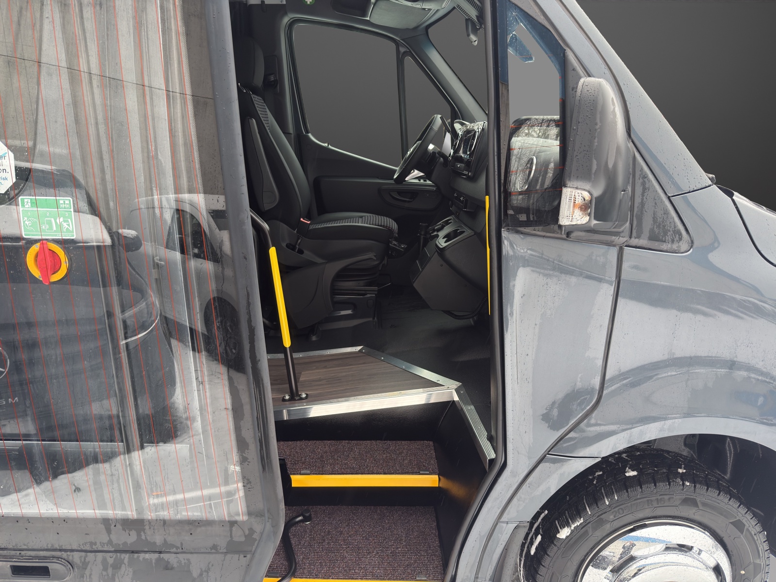 MERCEDES-BENZ Sprinter 519 CDI Extralang 9G-TRONIC-image-9