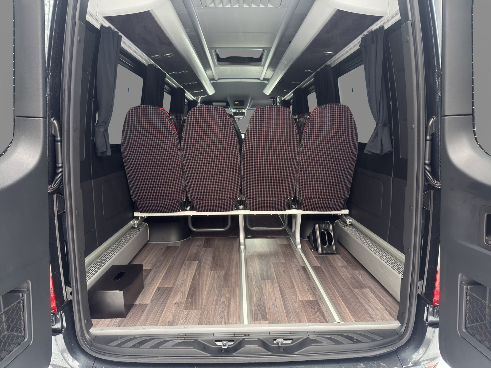 MERCEDES-BENZ Sprinter 519 CDI Extralang 9G-TRONIC-image-10