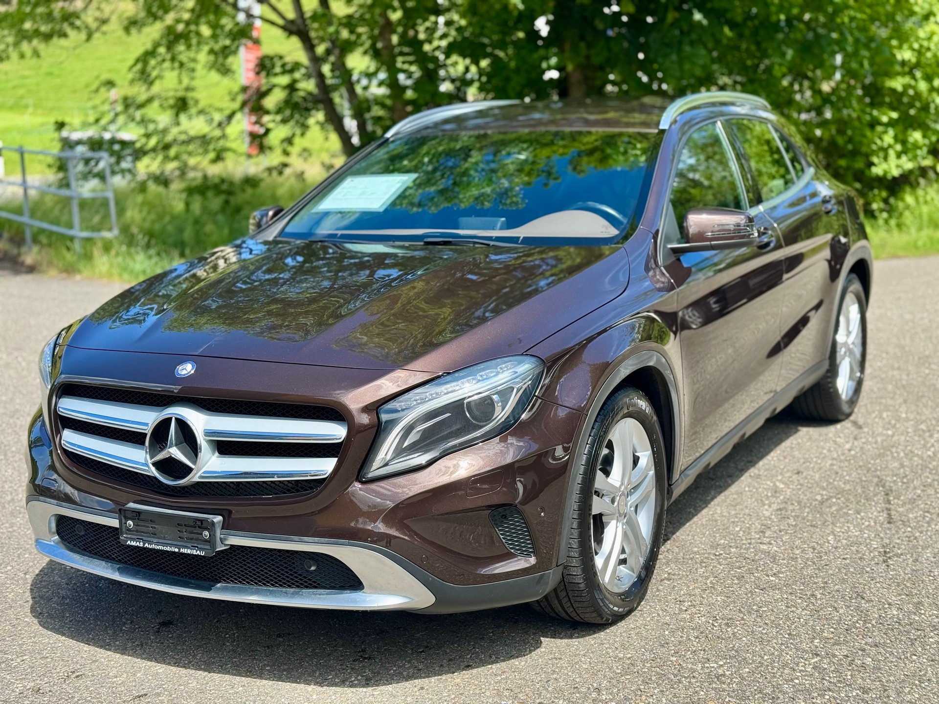 MERCEDES-BENZ GLA 250 4Matic 7G-DCT-image-0