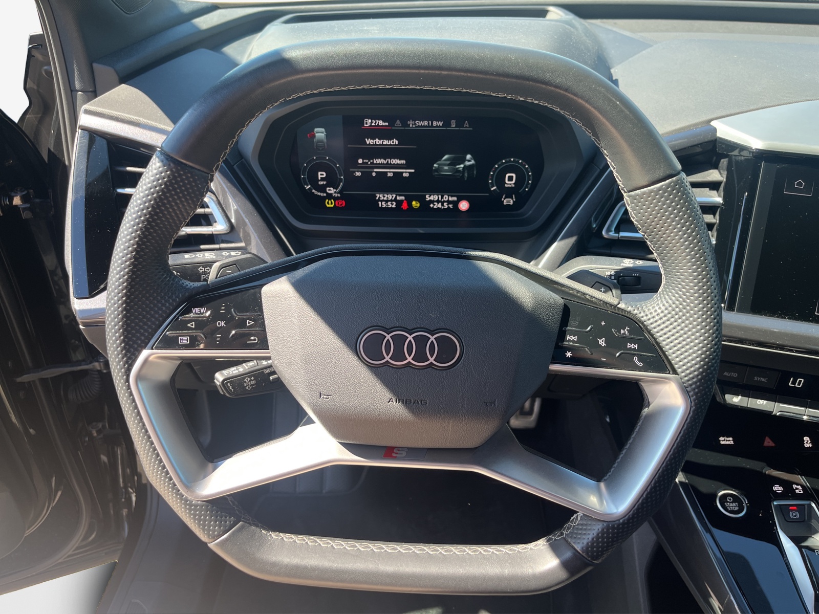 AUDI Q4 Sportback e-tron 50 quattro-image-10