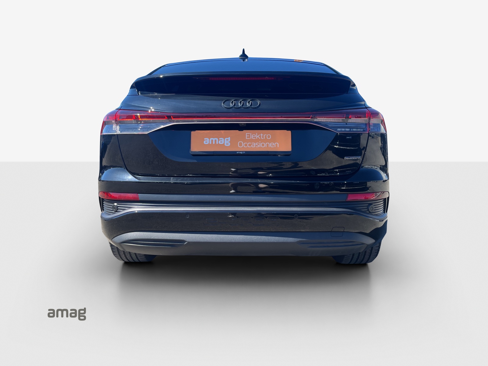 AUDI Q4 Sportback e-tron 50 quattro-image-4