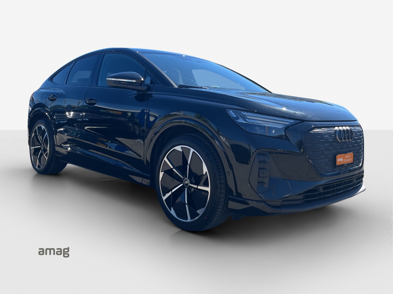 AUDI Q4 Sportback e-tron 50 quattro-image-6