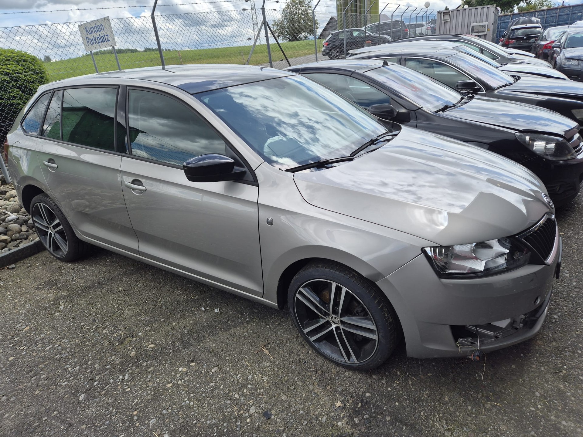 SKODA Rapid Spaceback 1.4 TSI Swiss Ed. DSG-image-1
