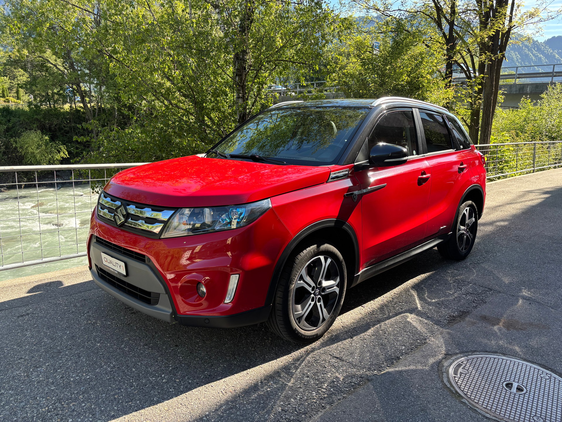 SUZUKI Vitara 1.6 S.Cellano Top Automatic-showroom-element-2