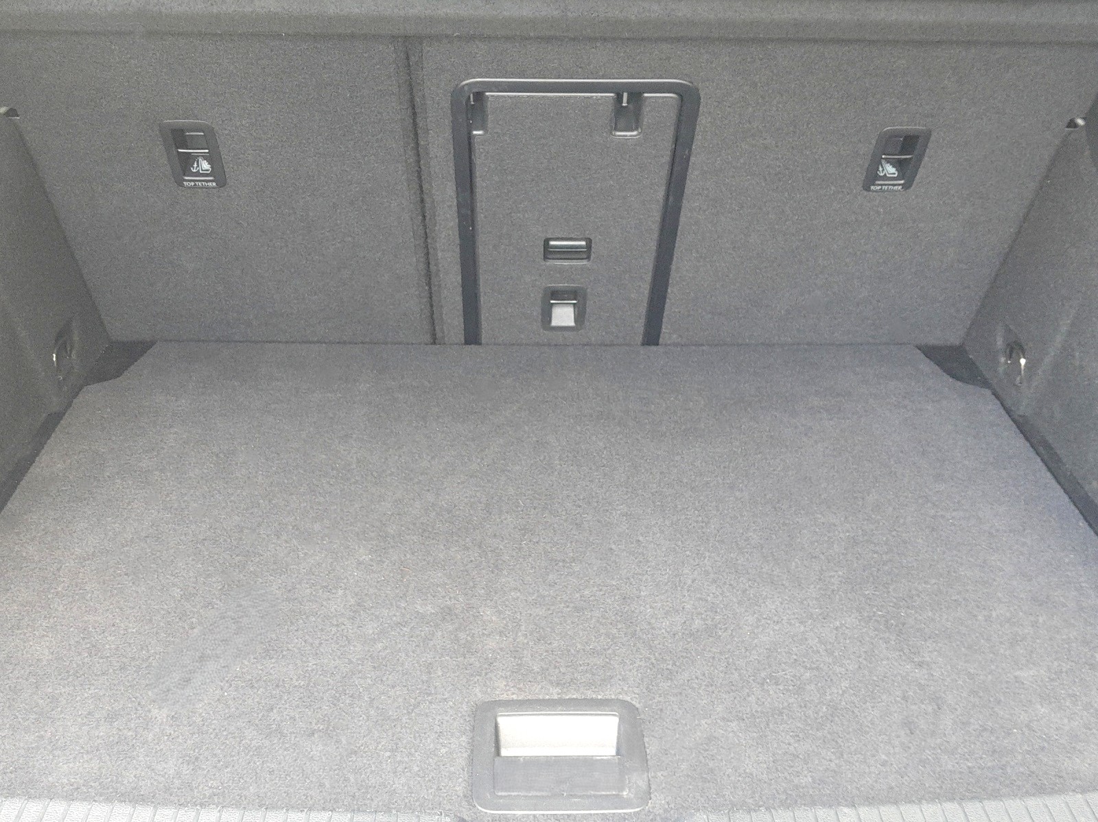 VW Golf 1.5 e TSI mHEV Style DSG-image-12