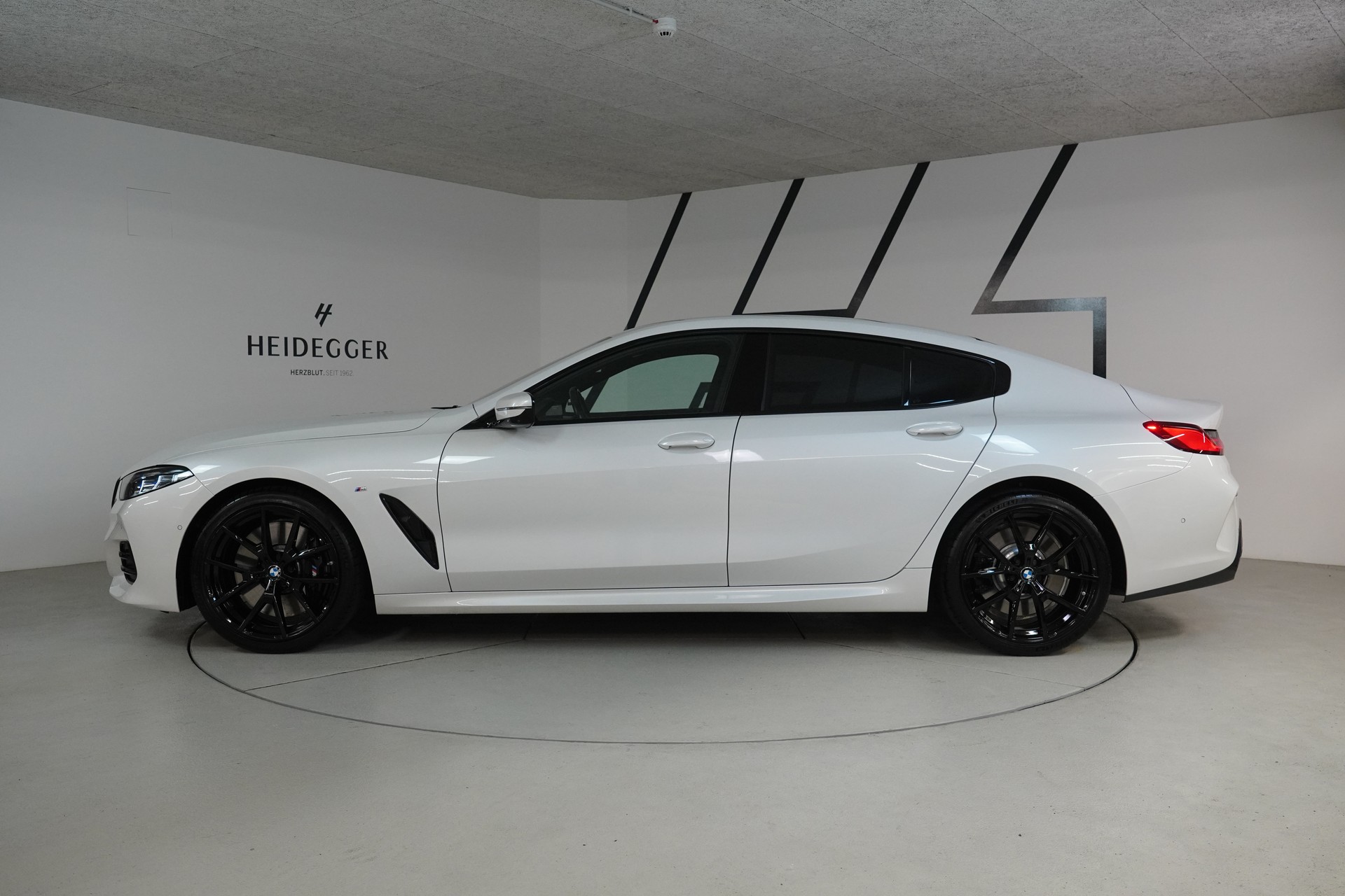 BMW 840d xDrive 48V M Sport Pro Steptronic-showroom-element-3