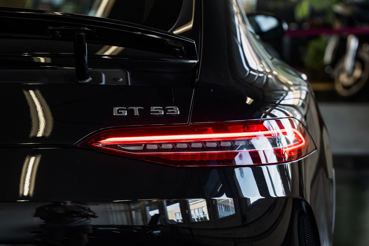 MERCEDES-BENZ AMG GT 4 53 4Matic+ Speedshift TCT-image-9