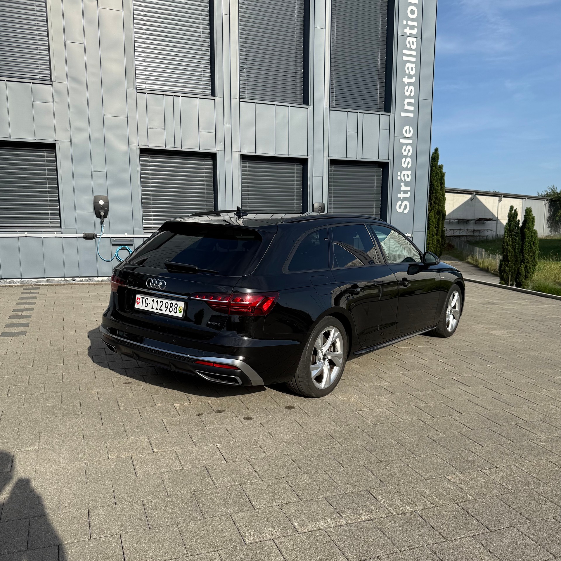 AUDI 2.0 45 TFSI S Line quattro S-Tronic-image-2