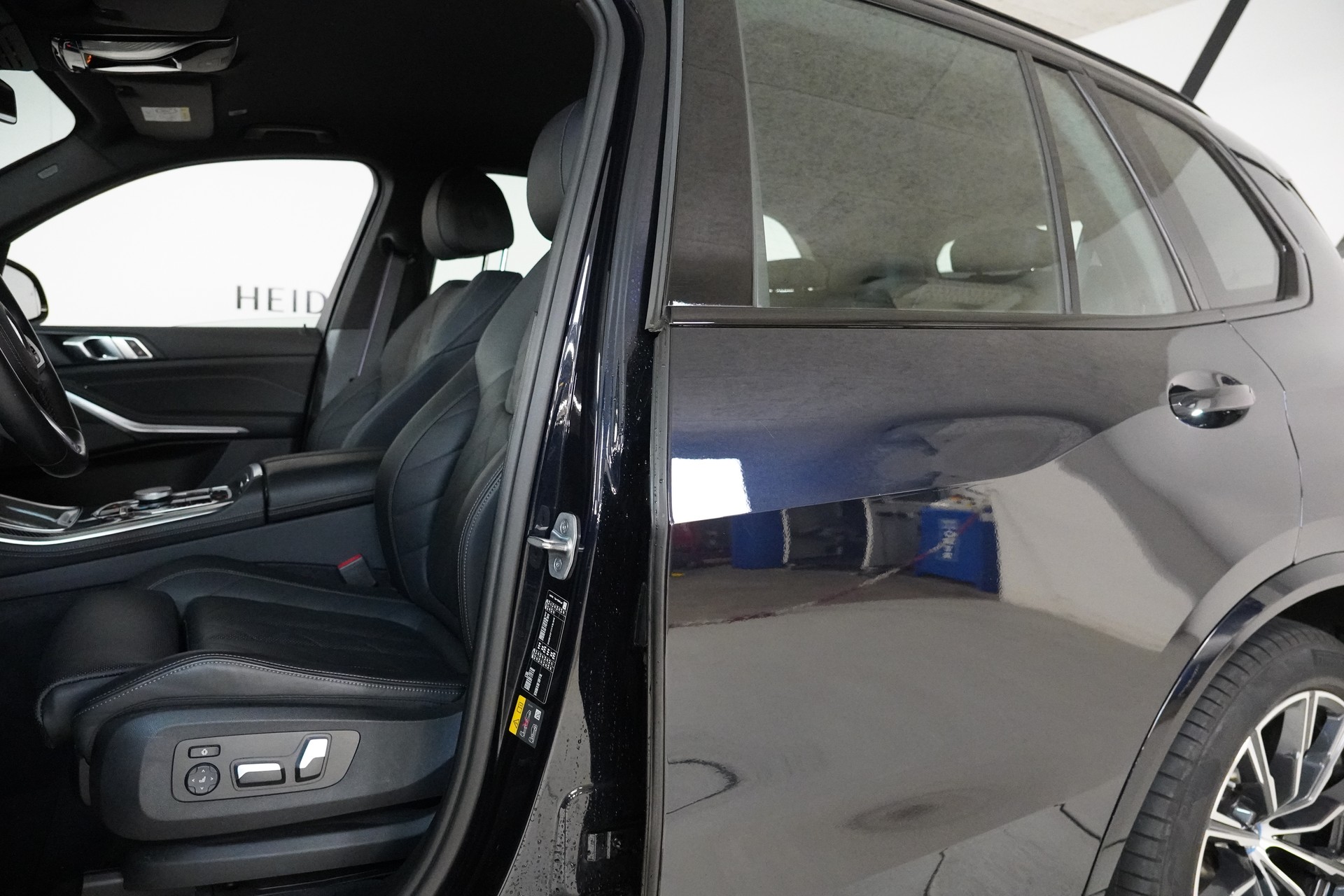 BMW X5 xDrive 50e M Sport Pro Steptronic-image-11
