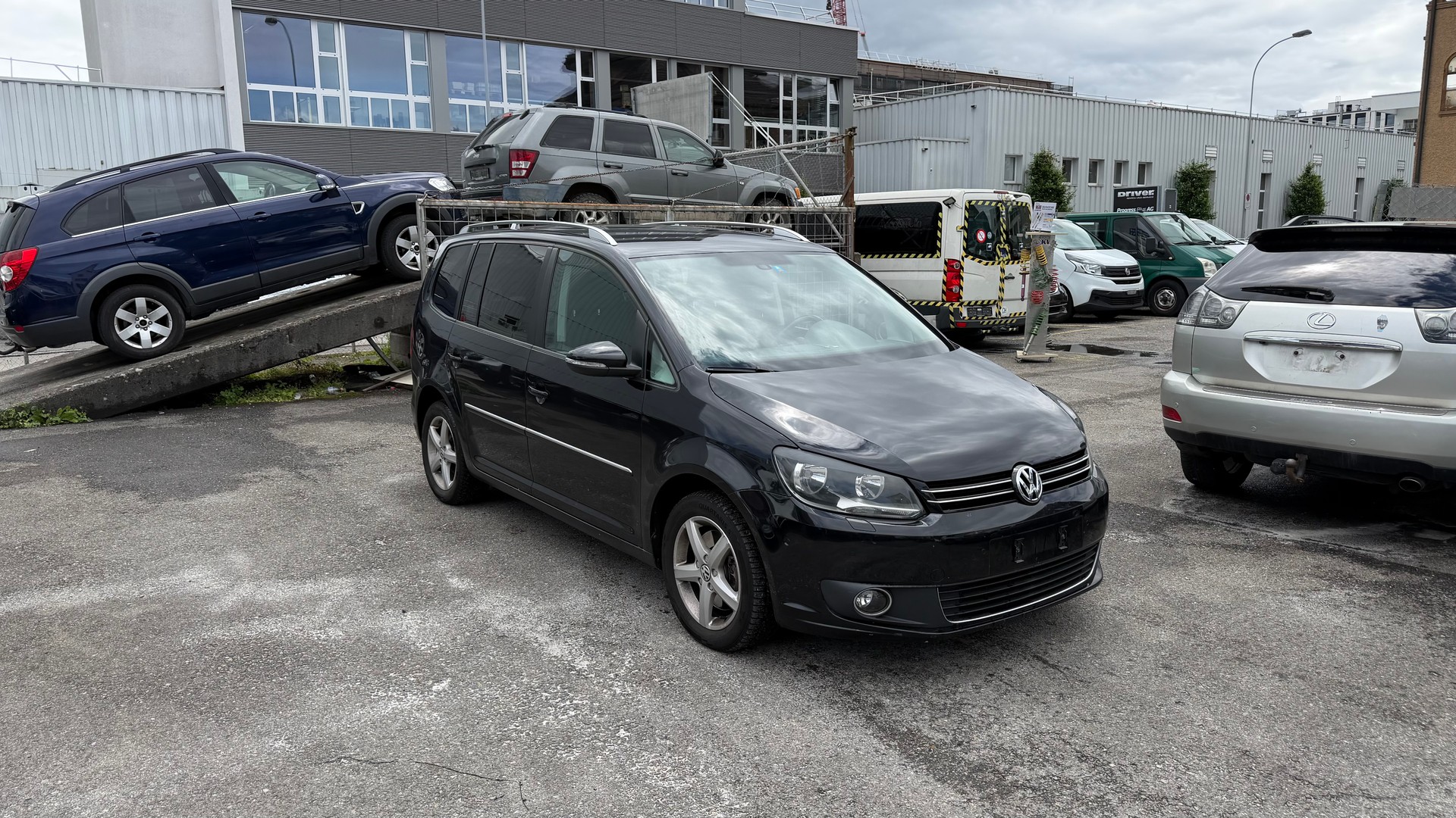 VW Touran 1.4 TSI Comfortline DSG-image-1