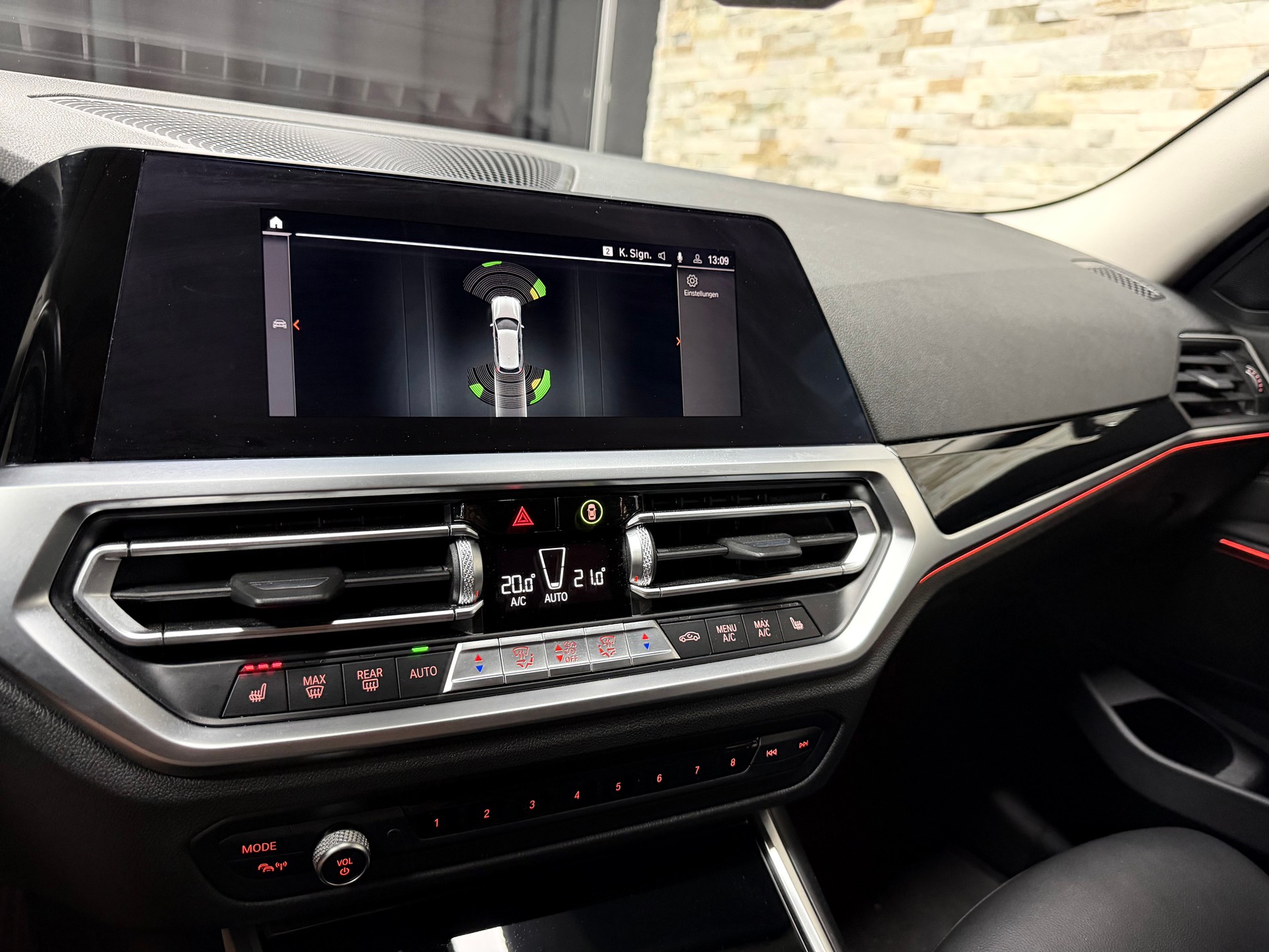 BMW 318d 48V Touring Sport Line Steptronic-image-15