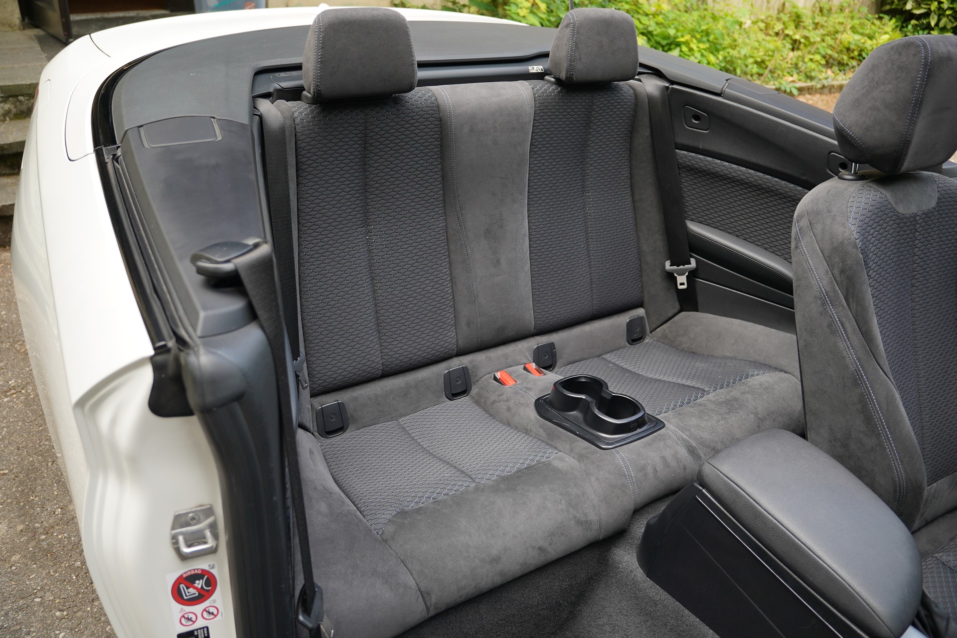 BMW M240i xDrive Steptronic-image-19