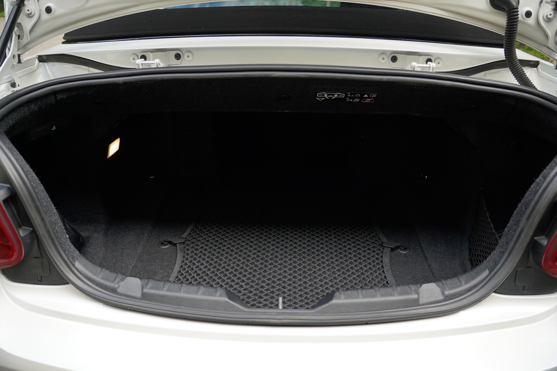 BMW M240i xDrive Steptronic-image-31