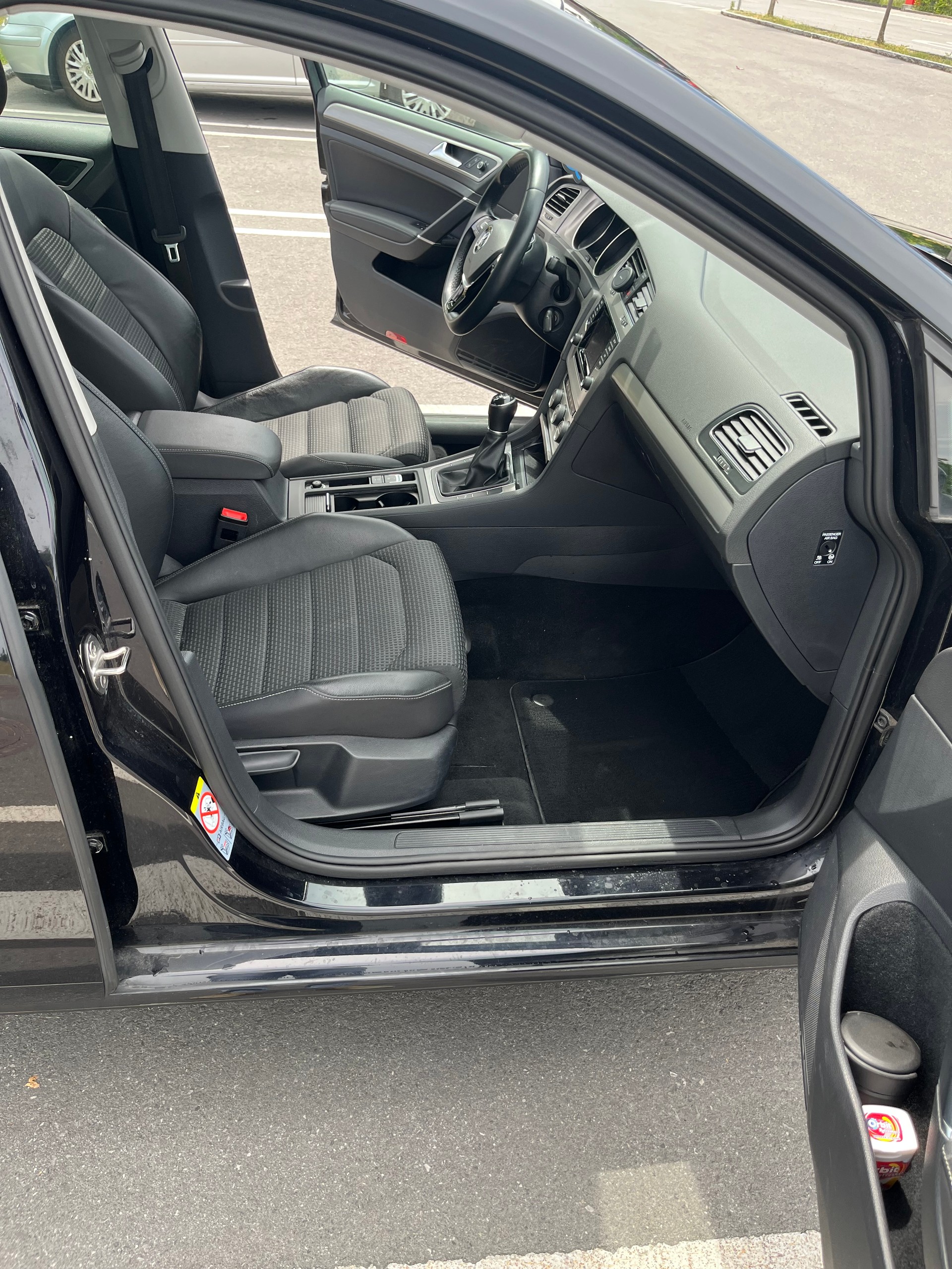 VW 1.2 TSI 105 Trendline-image-5