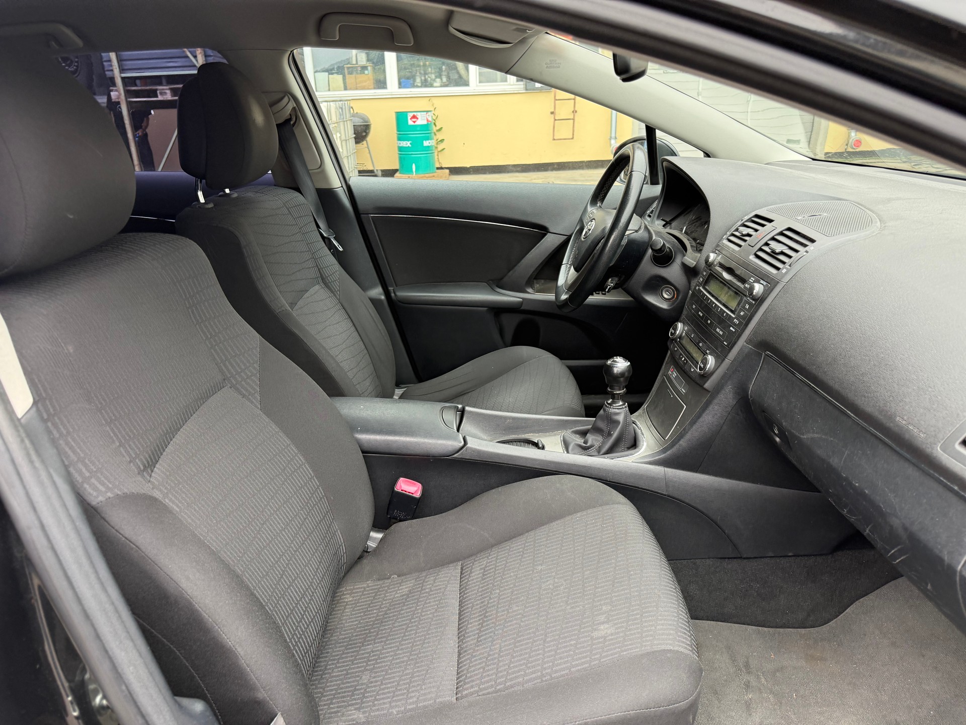 TOYOTA Avensis Sportswagon 2.0 Linea Sol-image-5