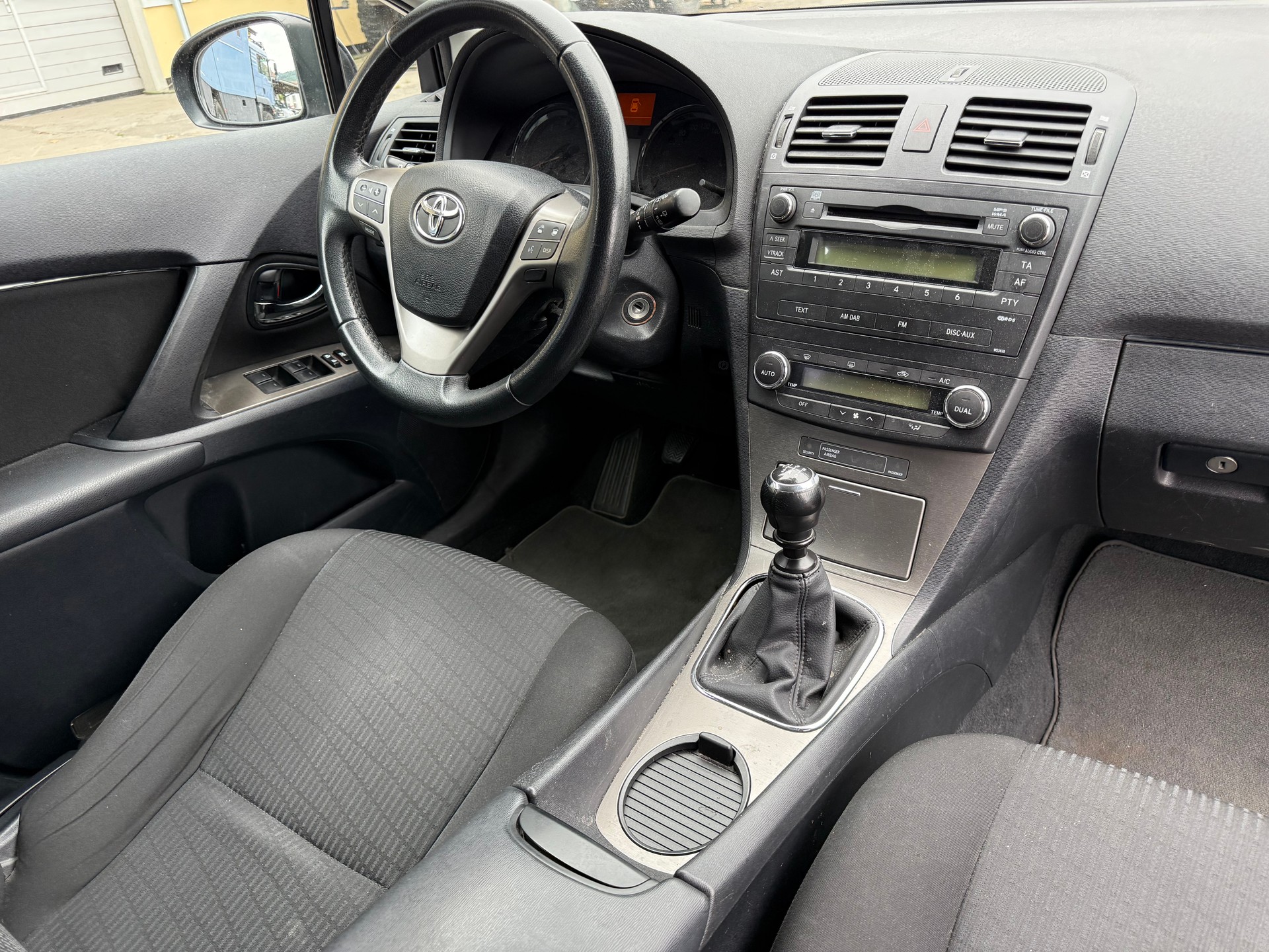 TOYOTA Avensis Sportswagon 2.0 Linea Sol-image-4