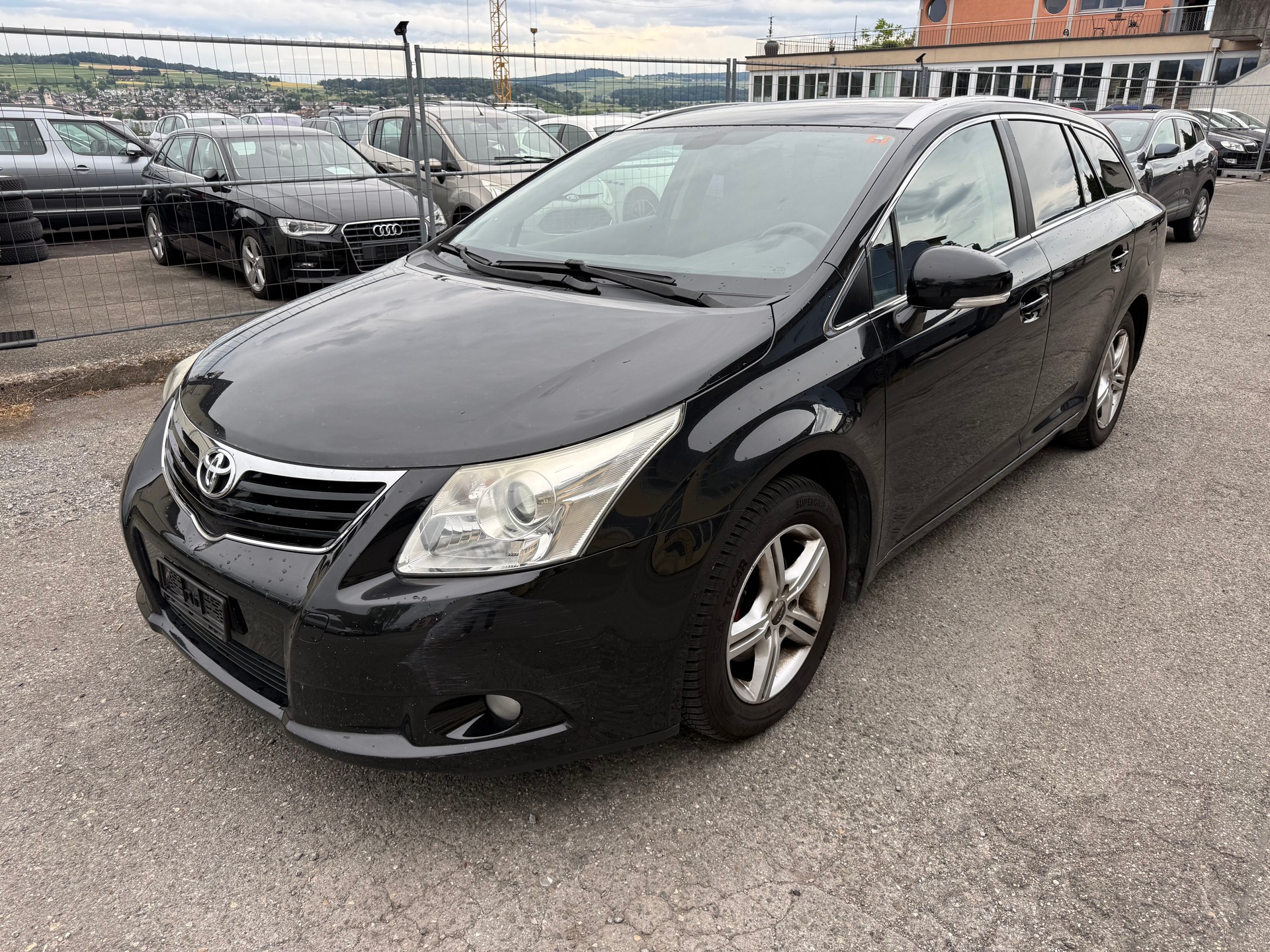 TOYOTA Avensis Sportswagon 2.0 Linea Sol-image-0