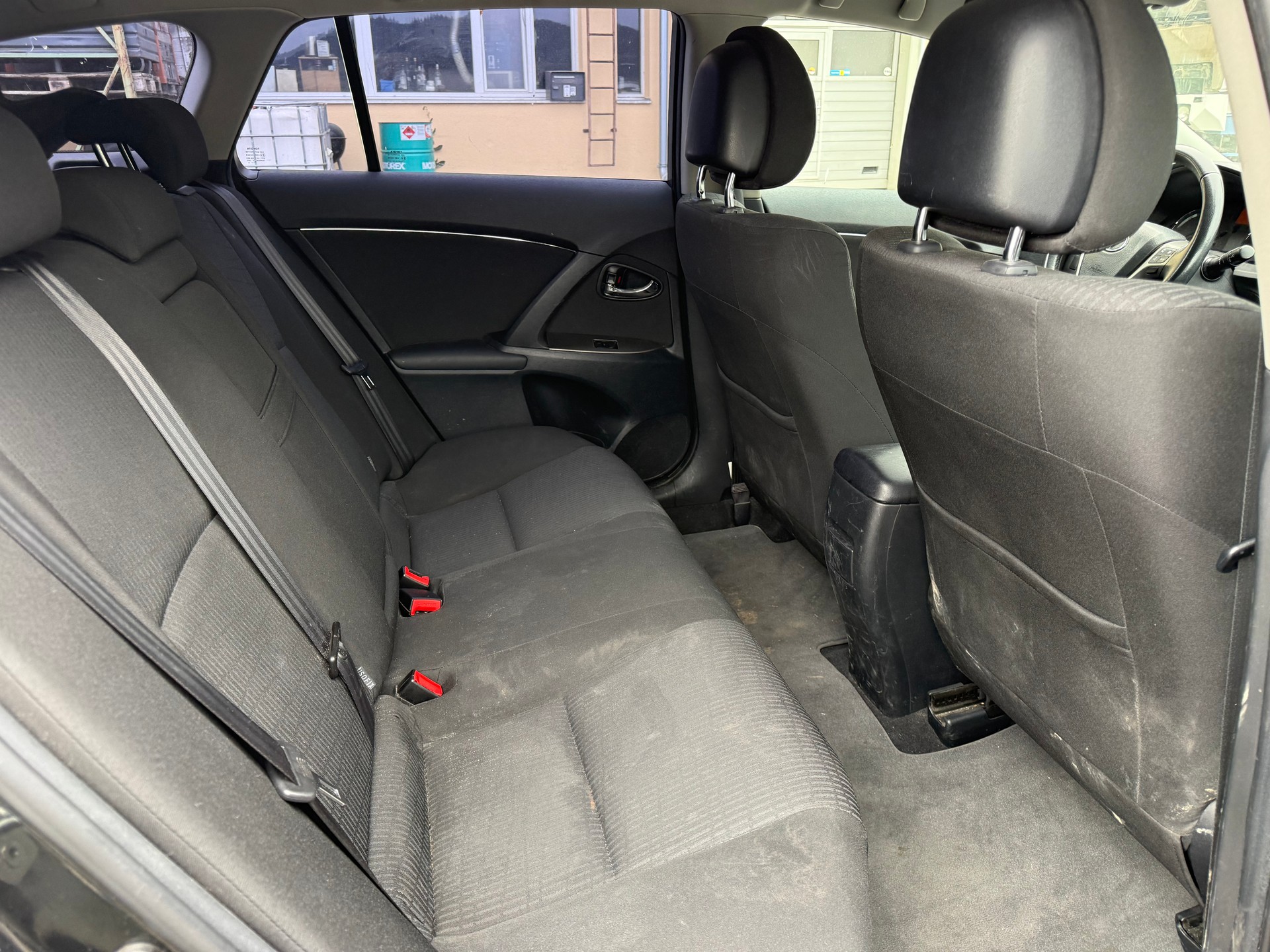 TOYOTA Avensis Sportswagon 2.0 Linea Sol-image-6