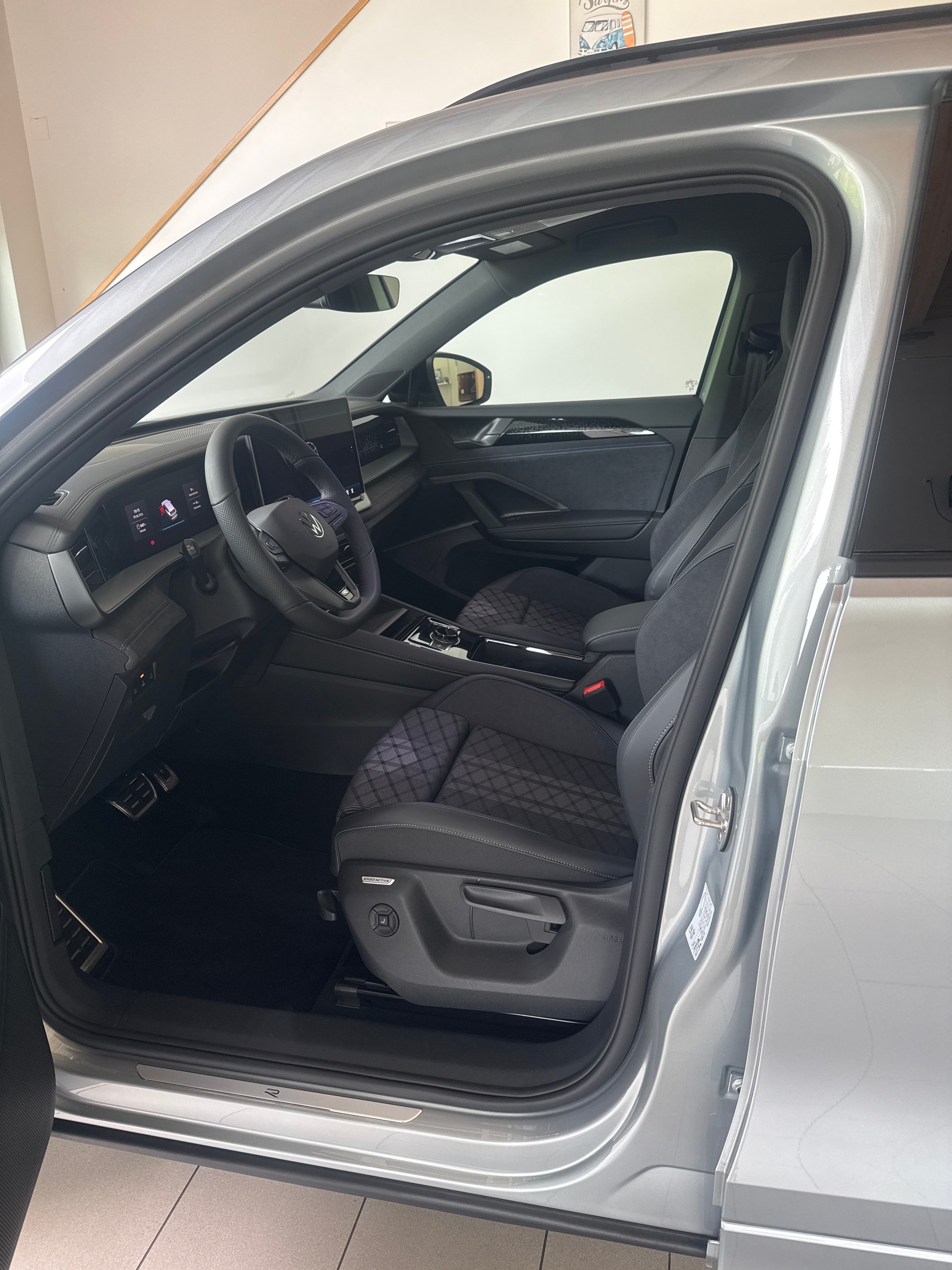 VW Tayron RL UD 2.0TSI 204PS 2000ccm 204PS/150kW 4 Zylinder TSI Benzin-image-3