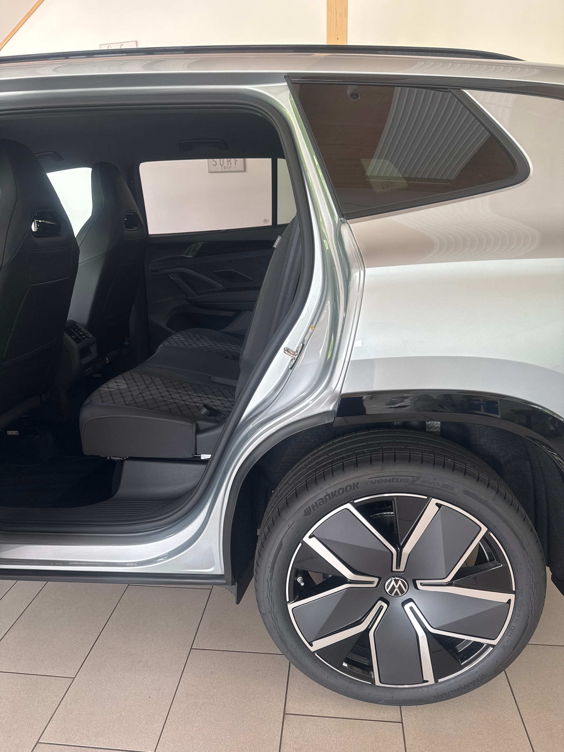 VW Tayron RL UD 2.0TSI 204PS 2000ccm 204PS/150kW 4 Zylinder TSI Benzin-image-4