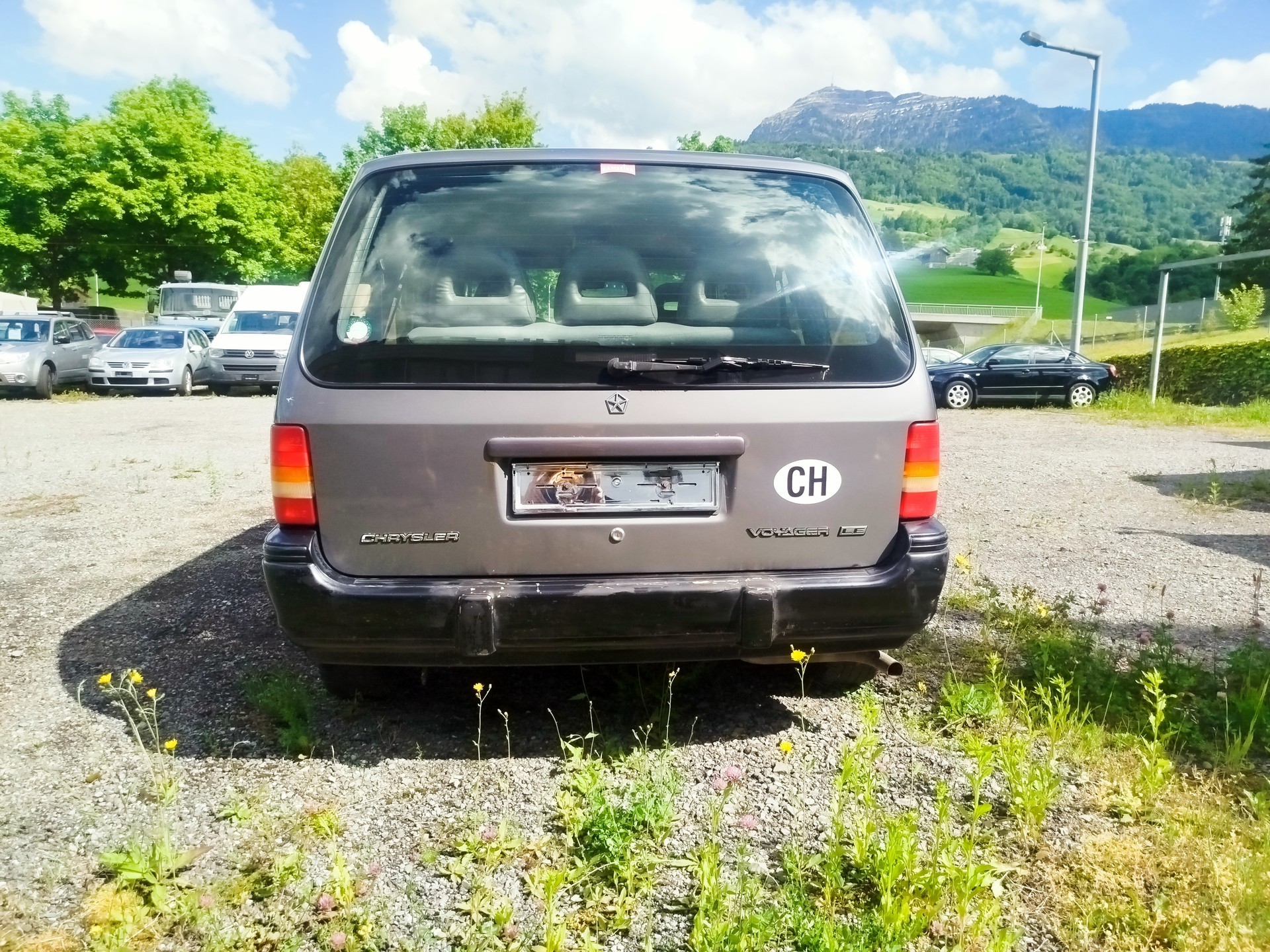CHRYSLER Voyager SE 3.3-image-4