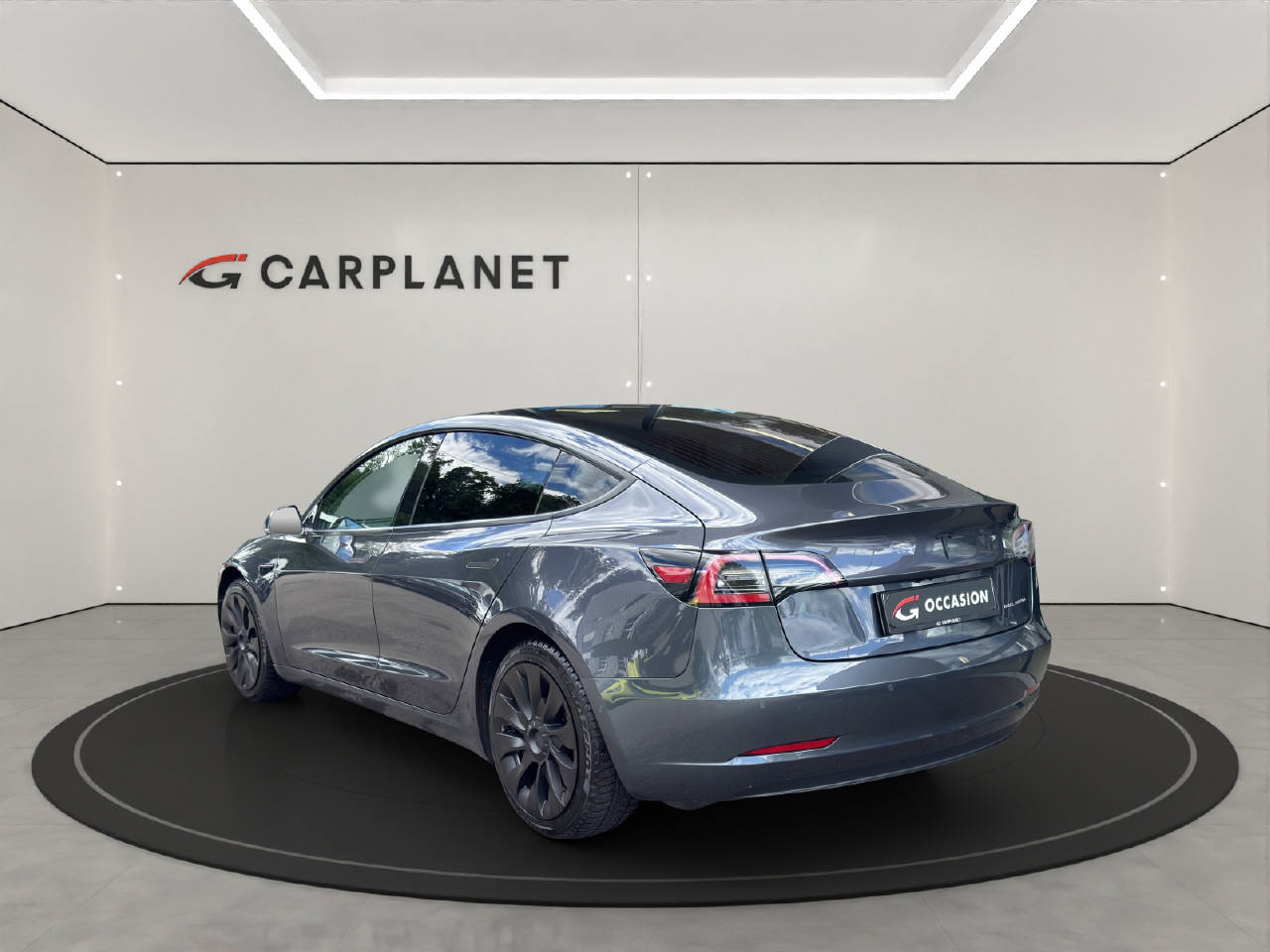 TESLA Model 3 Long Range Dual Motor-image-2