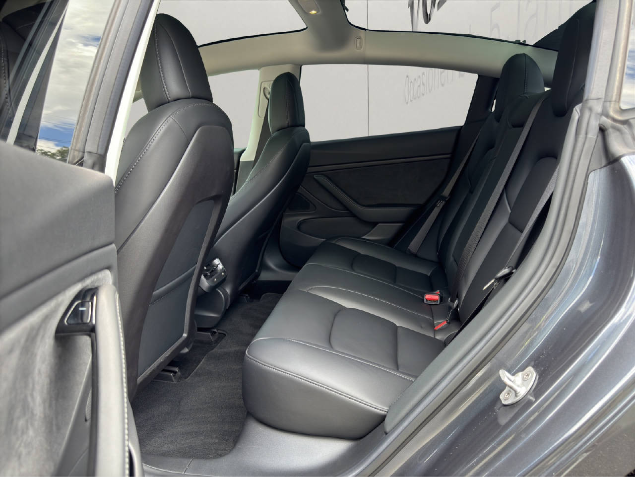TESLA Model 3 Long Range Dual Motor-image-7