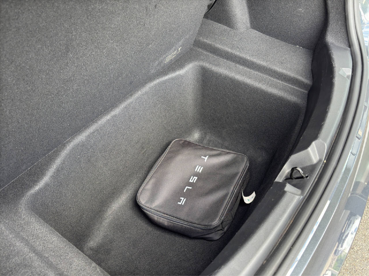 TESLA Model 3 Long Range Dual Motor-image-14
