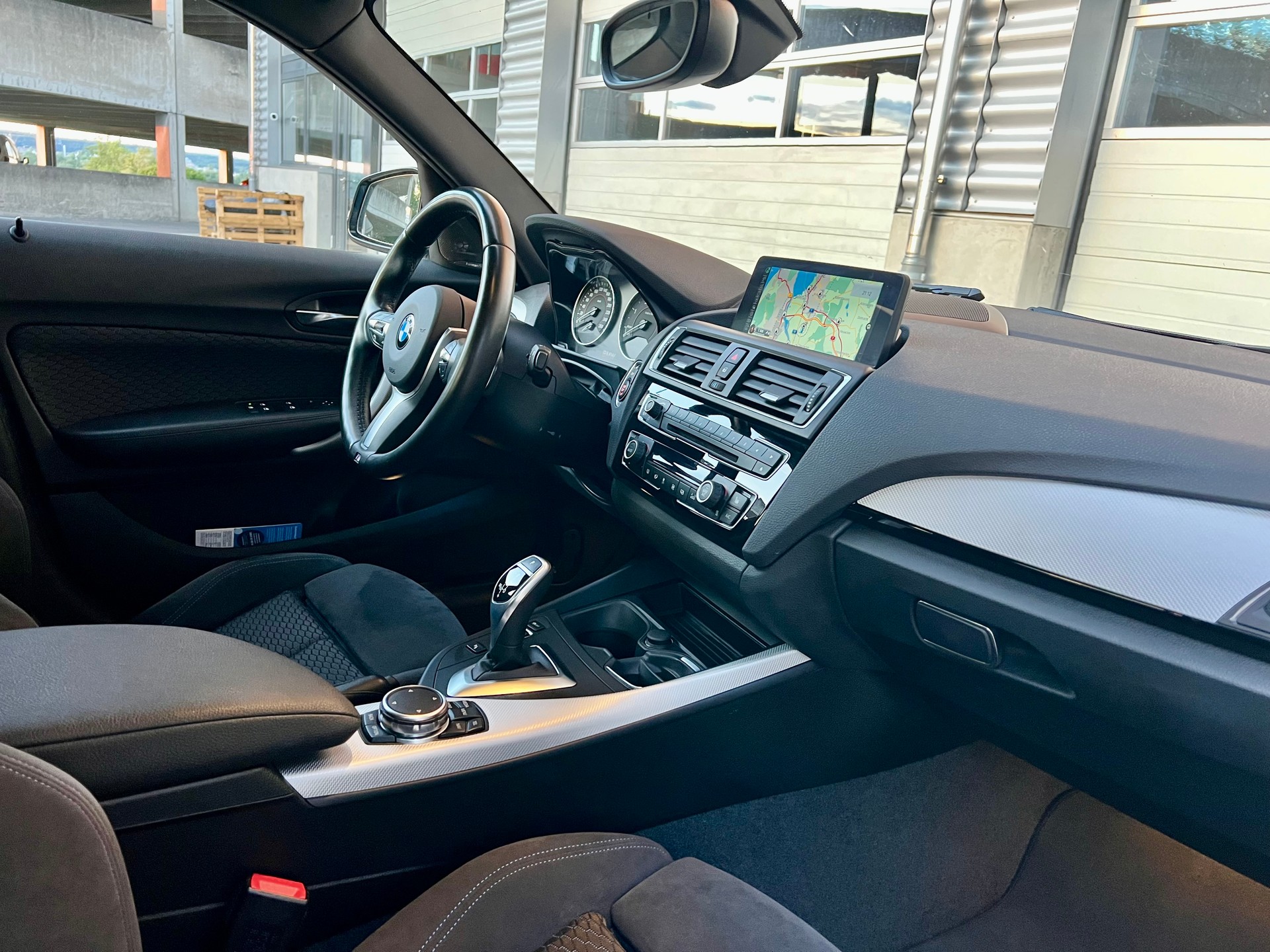 BMW 120d xDrive M Sport Steptronic-image-13