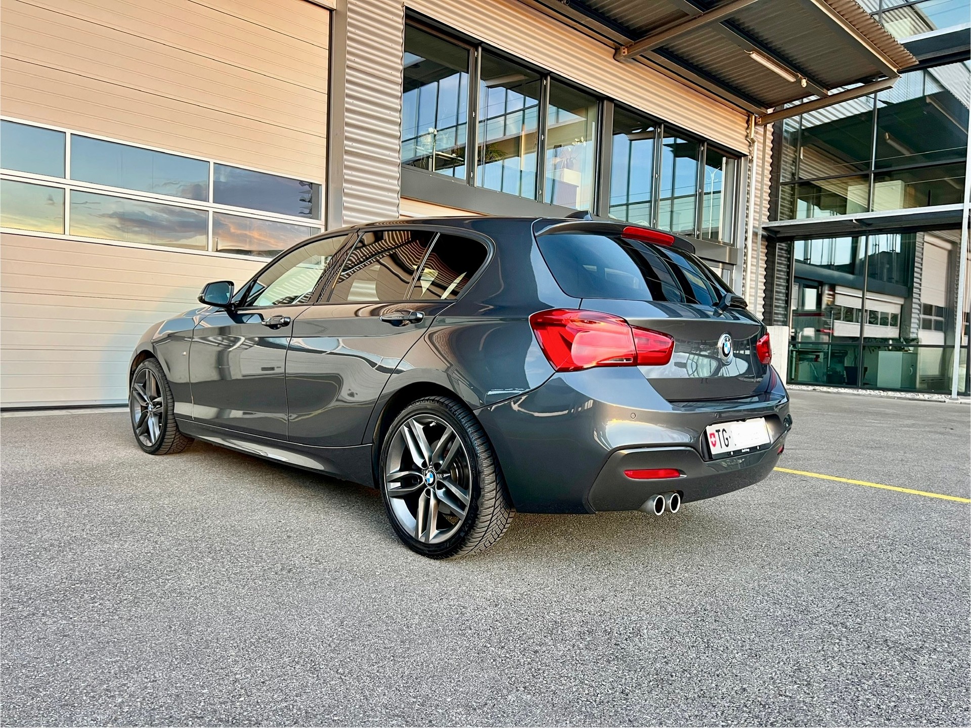 BMW 120d xDrive M Sport Steptronic-image-7
