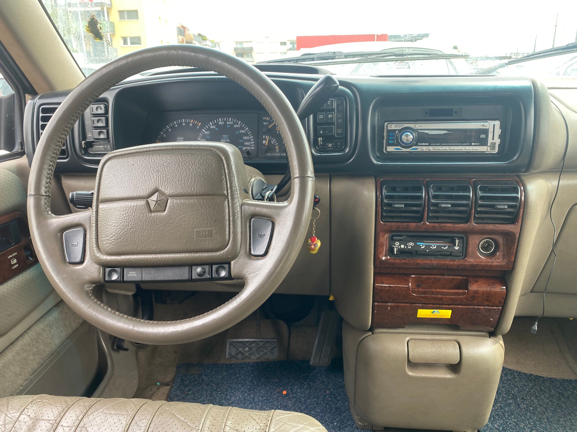 CHRYSLER Grand Voyager LE 3.3-image-7