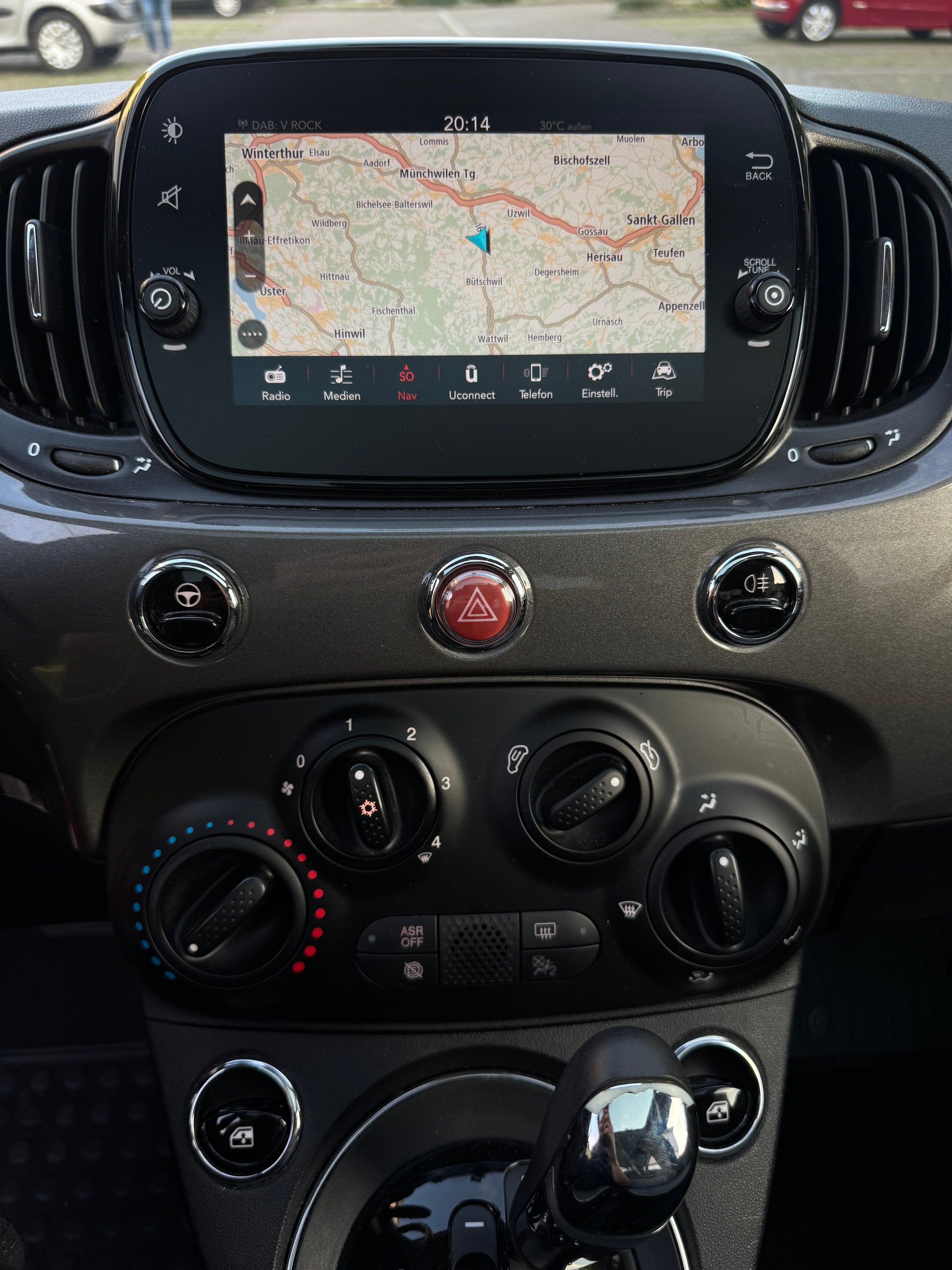 FIAT 500 1.2 Lounge Dualogic-image-9