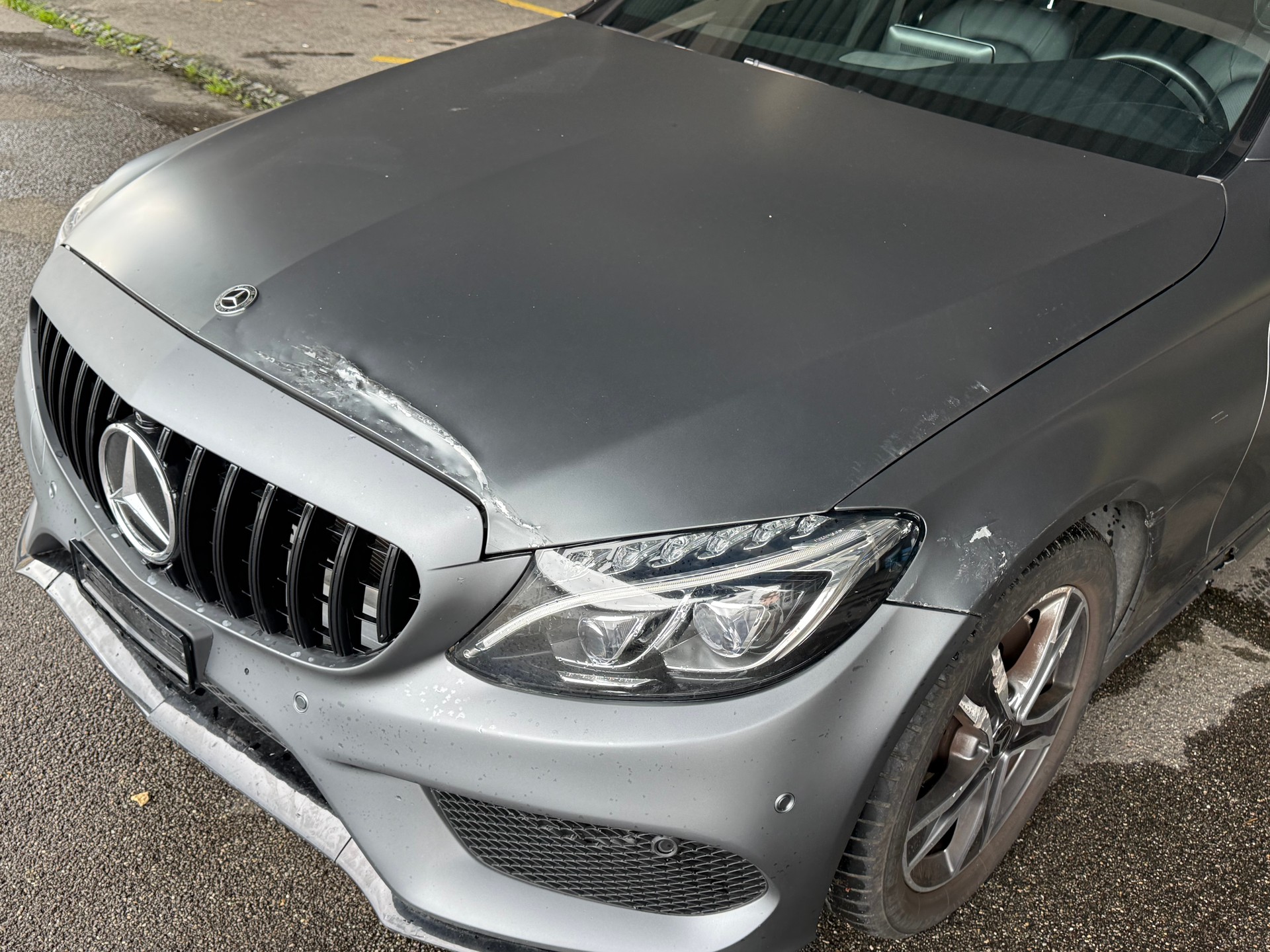 MERCEDES-BENZ C 300 AMG Line 9G-Tronic-image-2