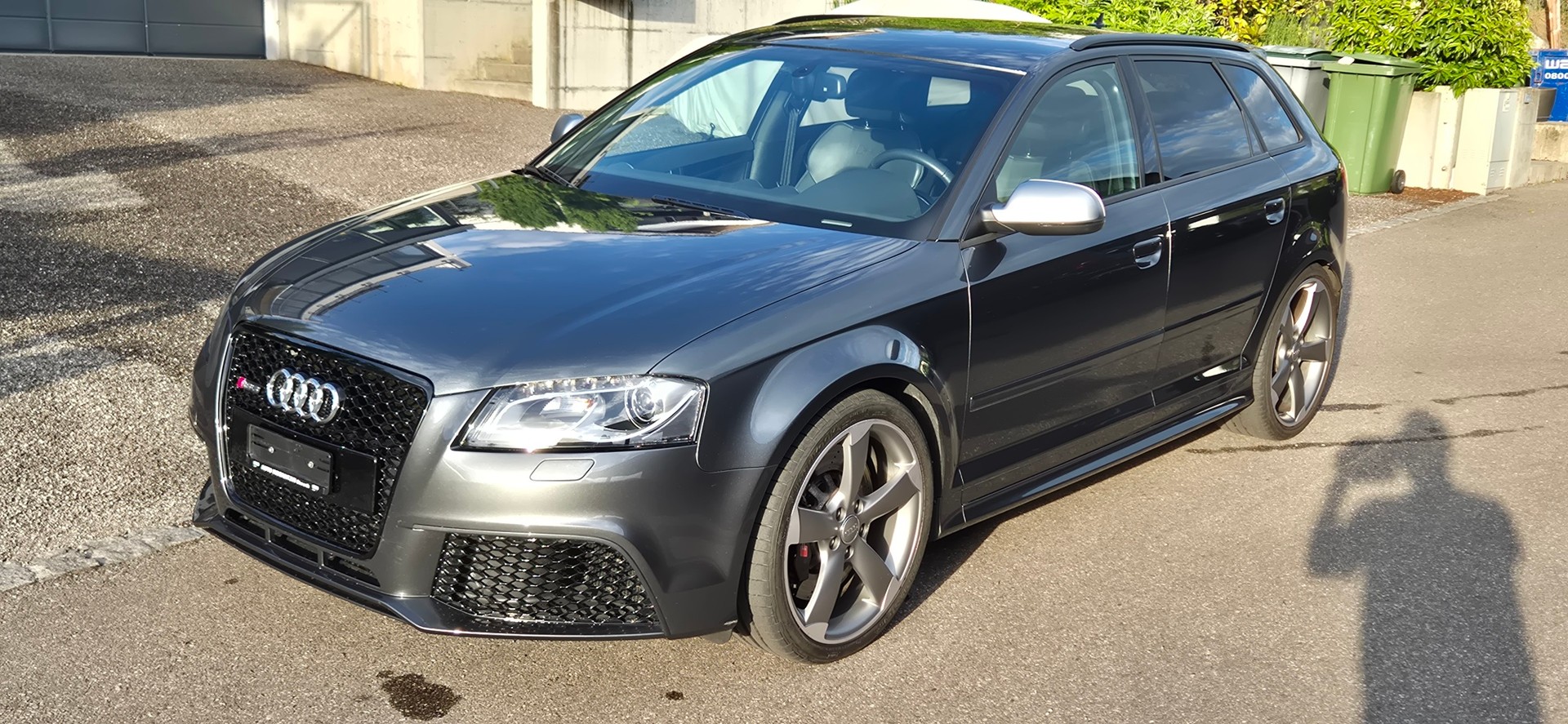 AUDI 2.5 T FSI quattro S-Tronic-image-0