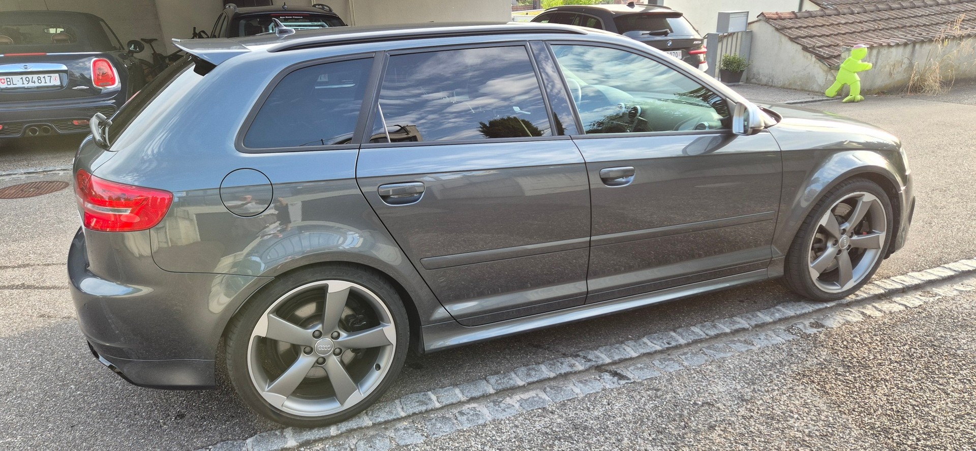 AUDI 2.5 T FSI quattro S-Tronic-image-3